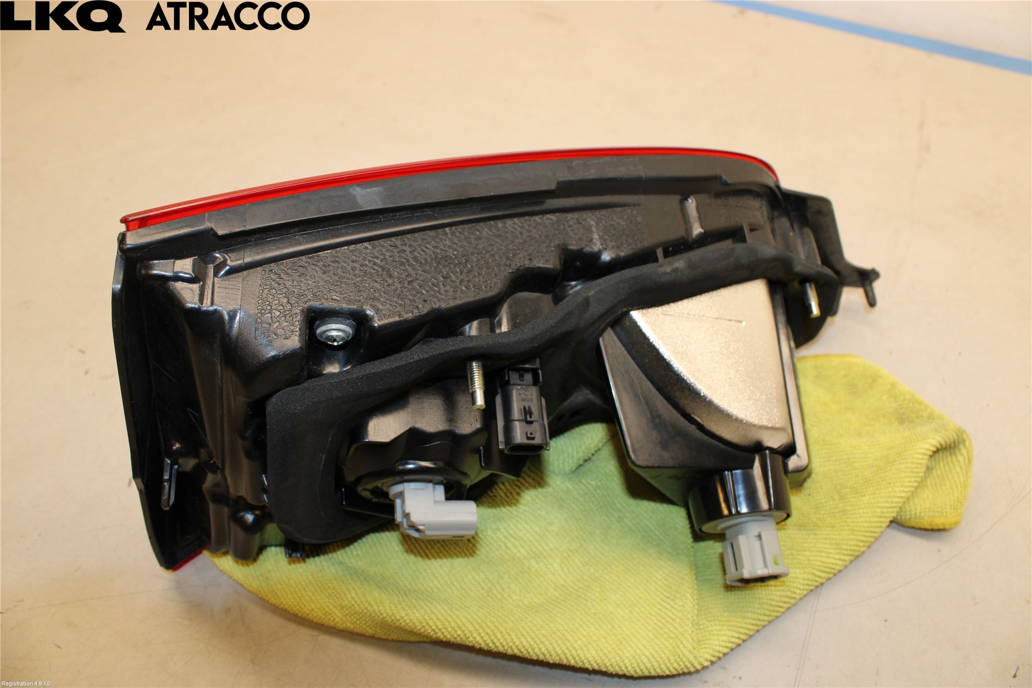 Nissan QASHQAI 14-17 Baklykt Venstre  På Luke(Indre