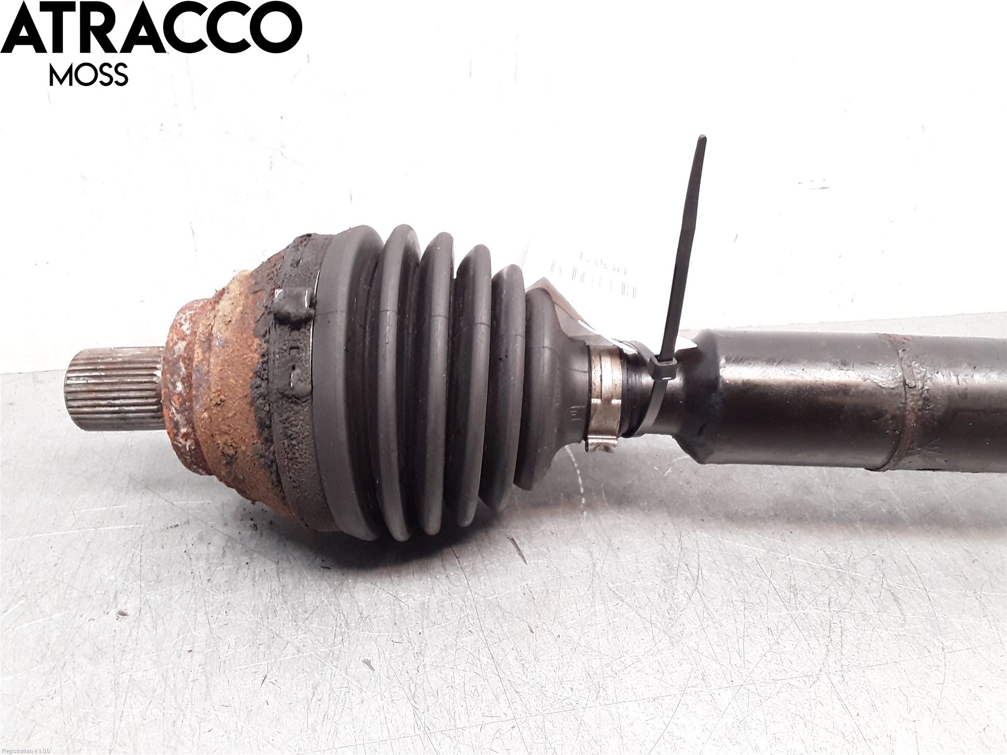 Volkswagen VW GOLF VI 09-13 Drivaksel Foran Kompl Høyre