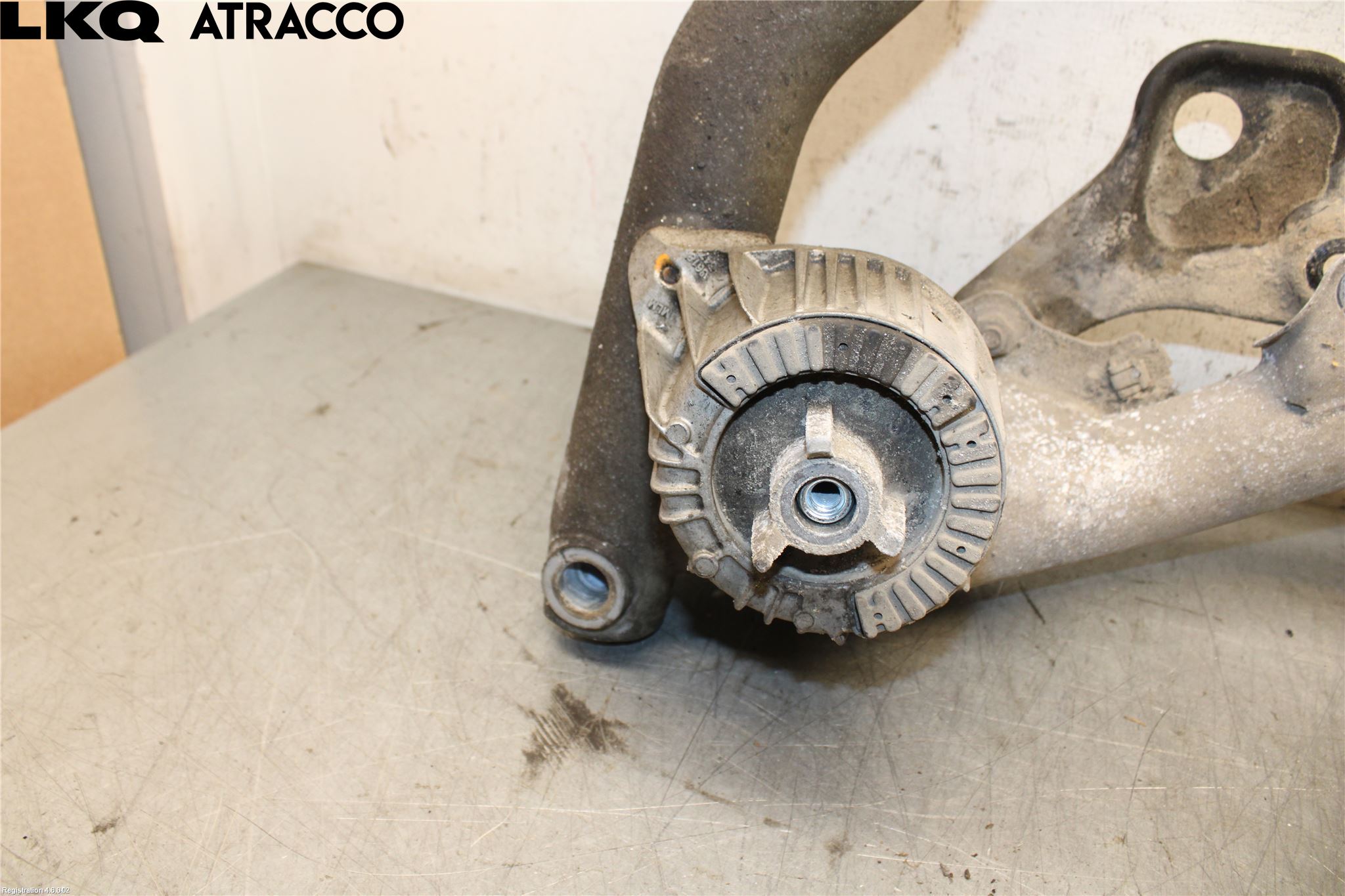 Mercedes-Benz MB E-KLASS COUPÈ/CAB(C207) 09-17 Forstillingsbjelke(Tvergående)