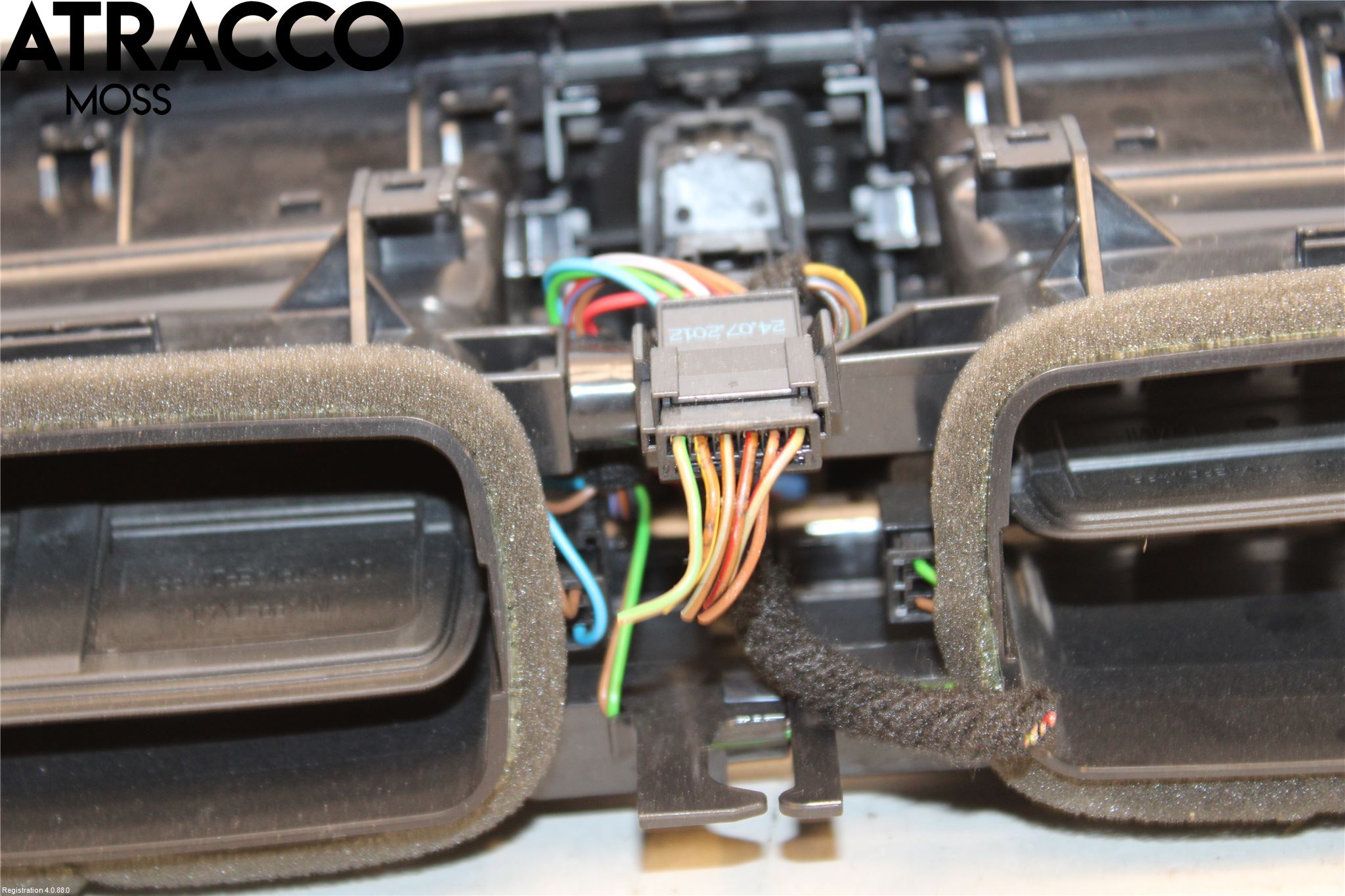 BMW 1 F20/F21 11-19 Dashbord Kanal - Dyse