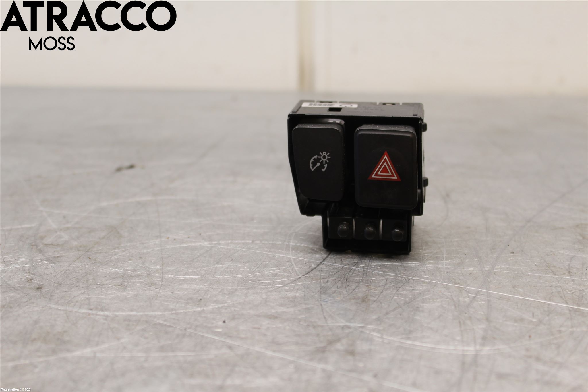 Toyota PRIUS+ ZVW40 12-20 Bryter Varsel (Nødblink)