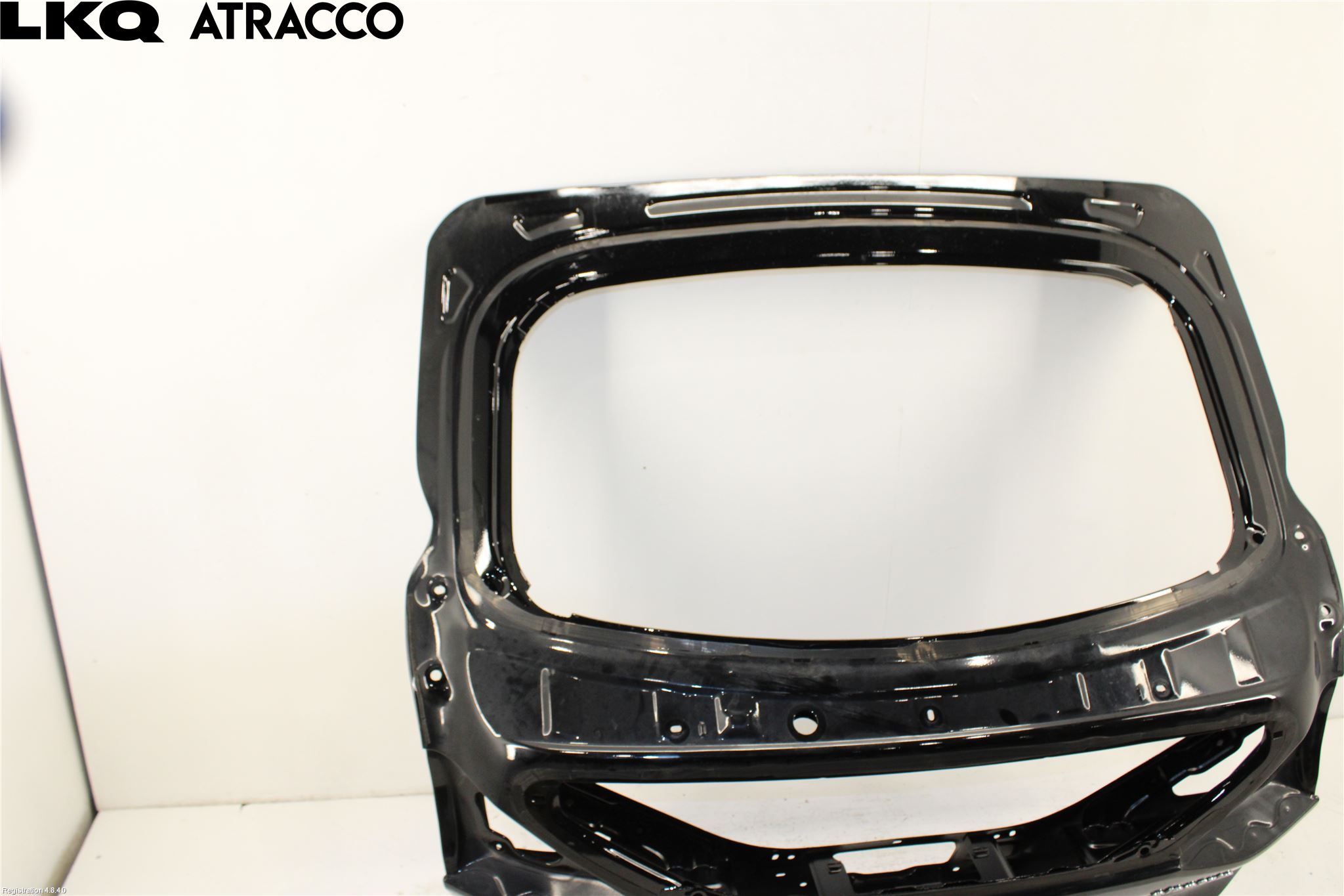 Hyundai IONIQ AE 17-22 Bakluke Koffertlokk