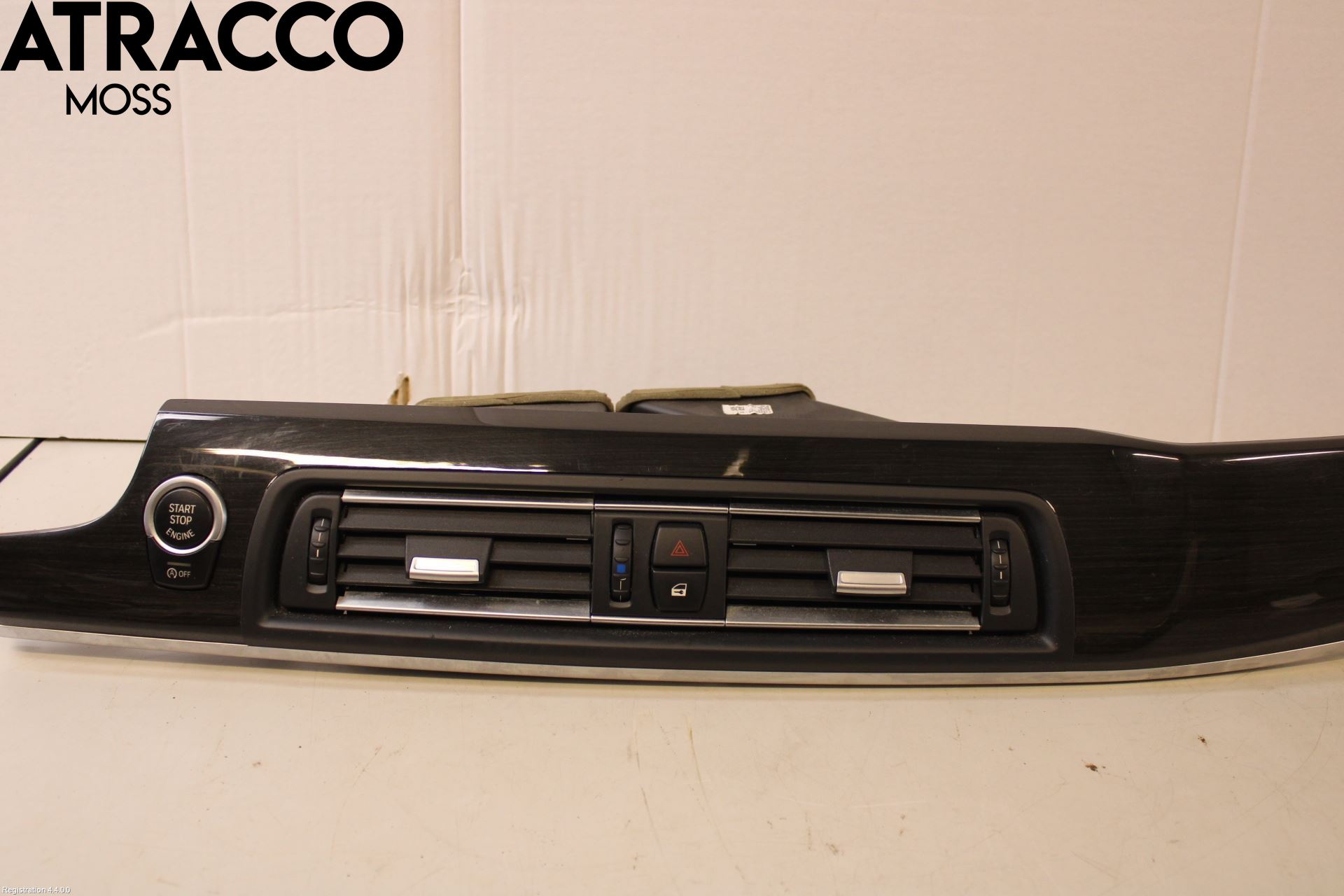 BMW 5 F10/F11/F18 09-17 Dashbord Kanal - Dyse