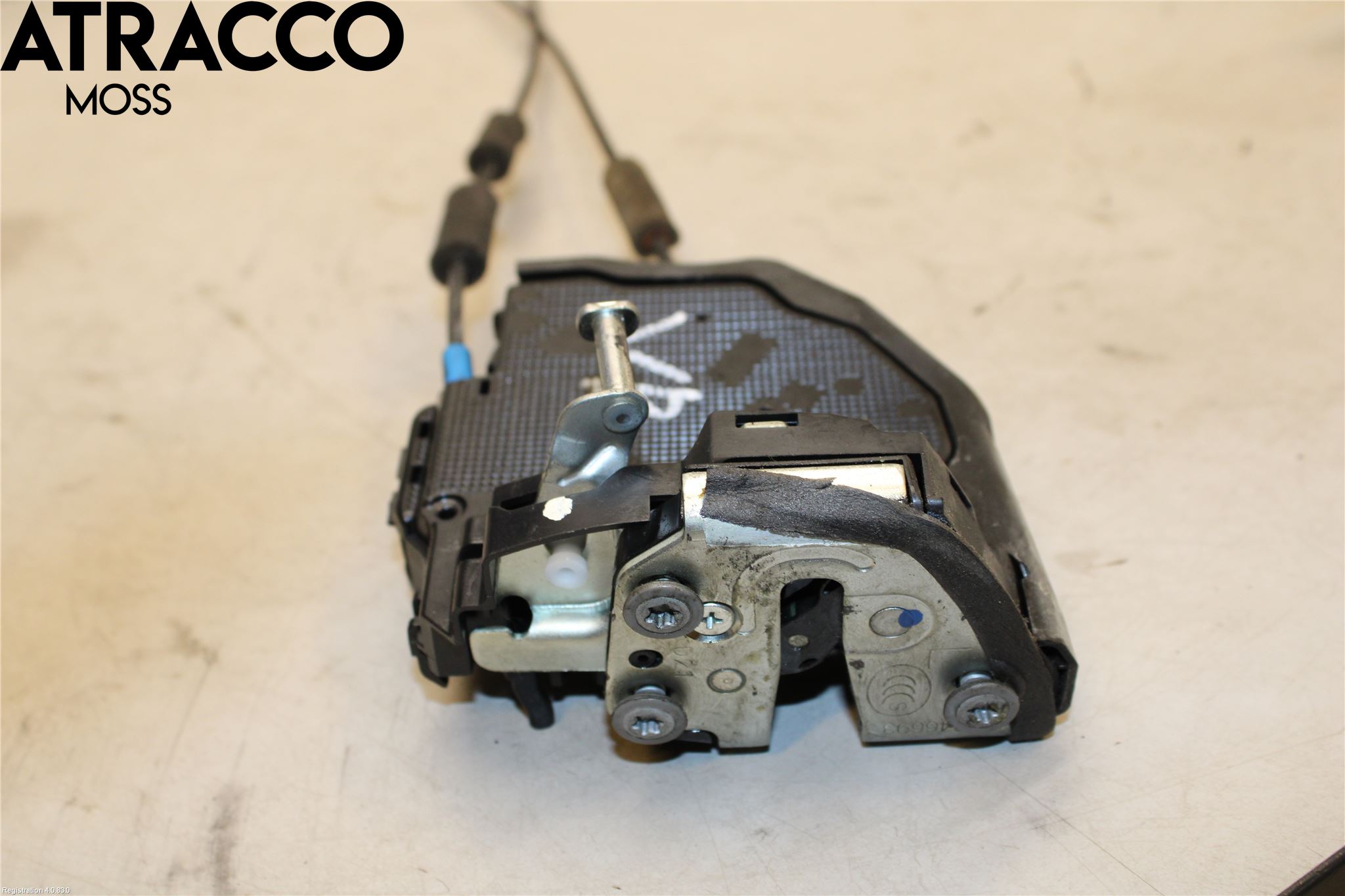 Toyota AVENSIS 09-15 Dørlås - Låsekasse