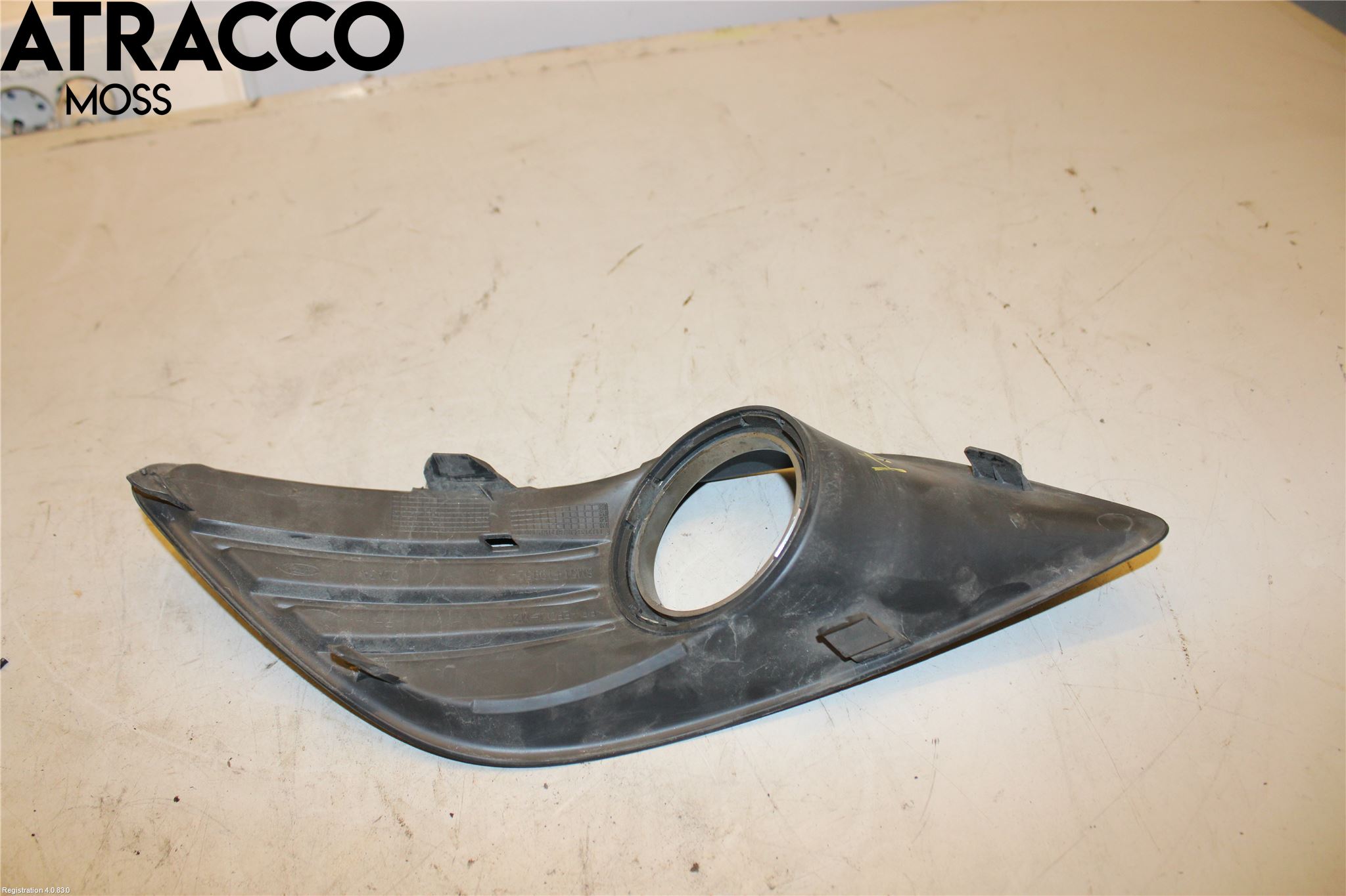 Ford FOCUS 08-11 Grilldel Høyre