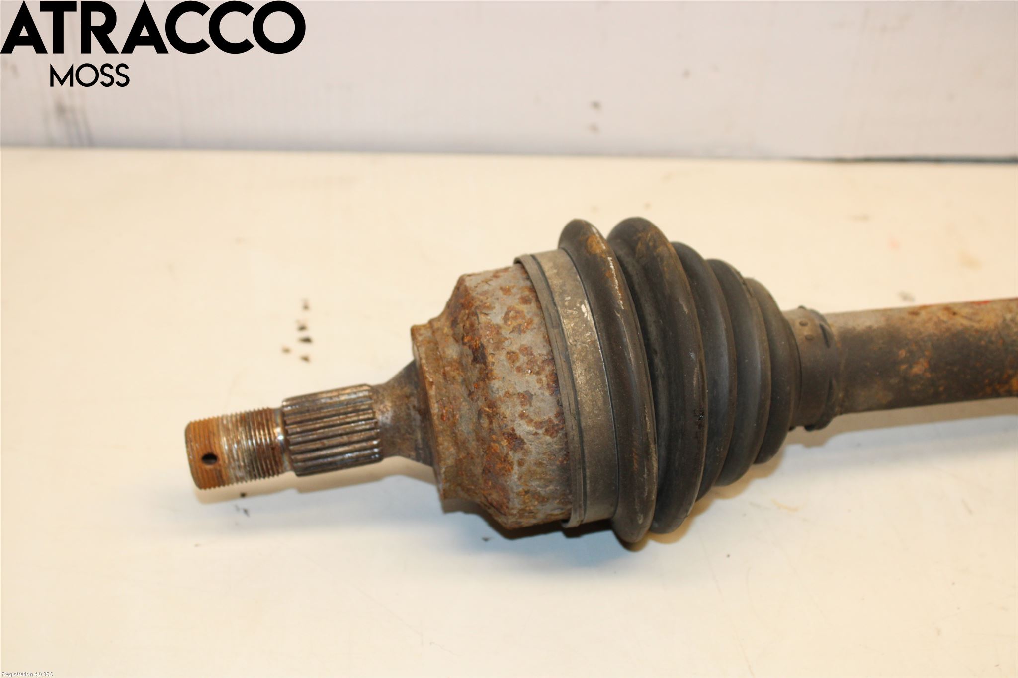 Peugeot 307     01-05 Drivaksel Foran Kompl Høyre