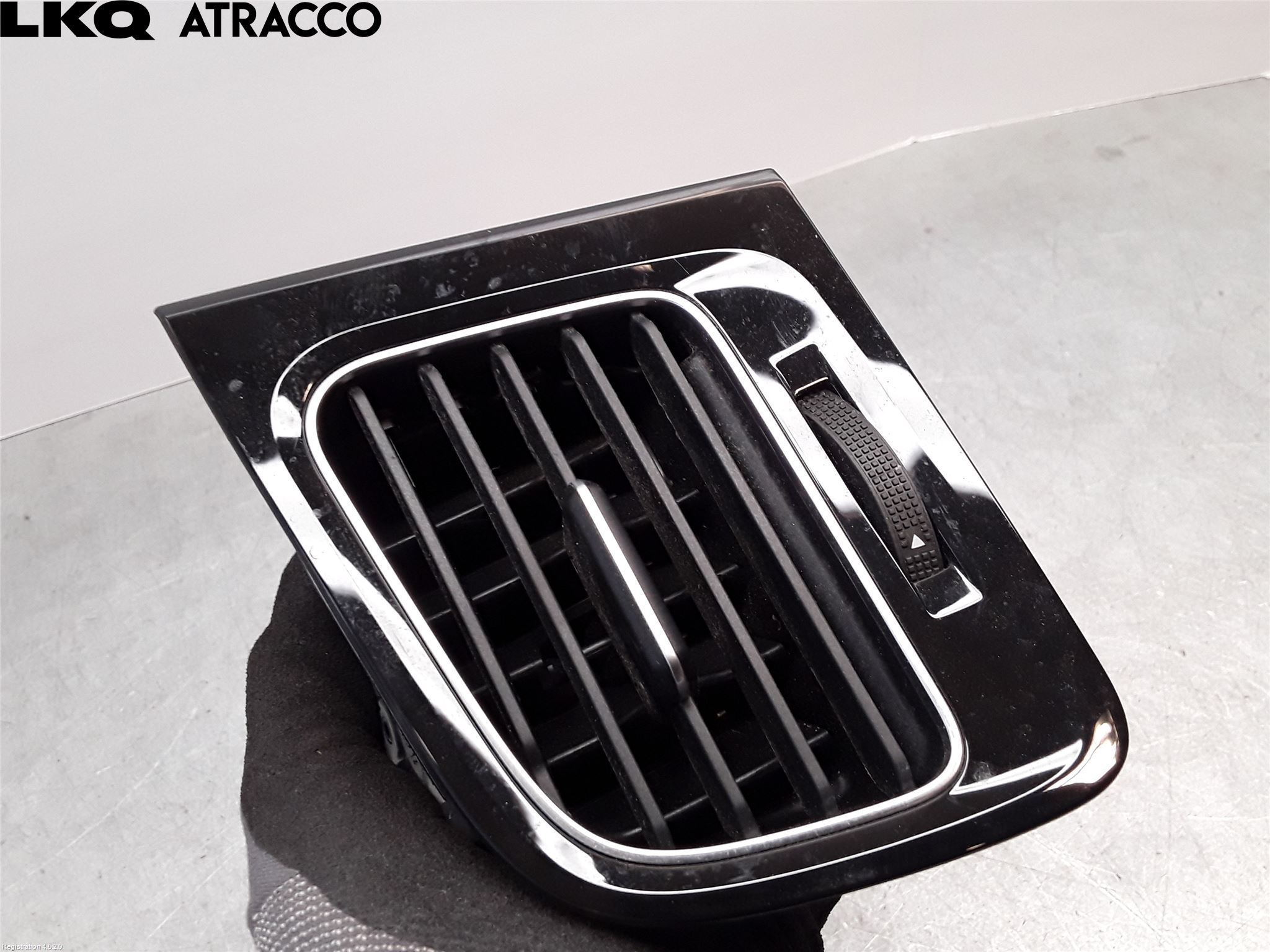 Volkswagen VW GOLF / E-GOLF VII 13-20 Dashbord Kanal - Dyse