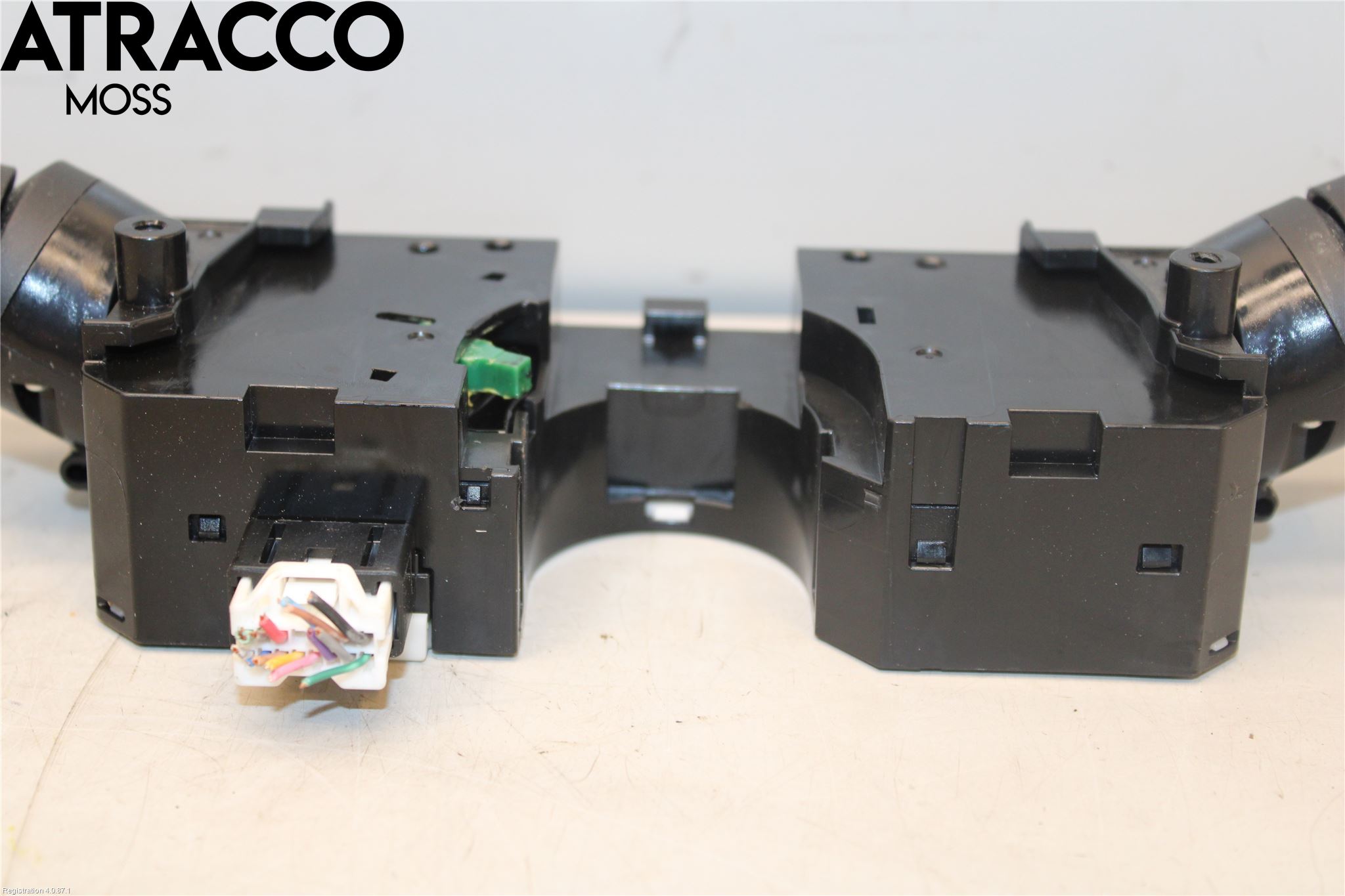 Nissan LEAF 11-17 Bryter Ratt Kombi H Og V