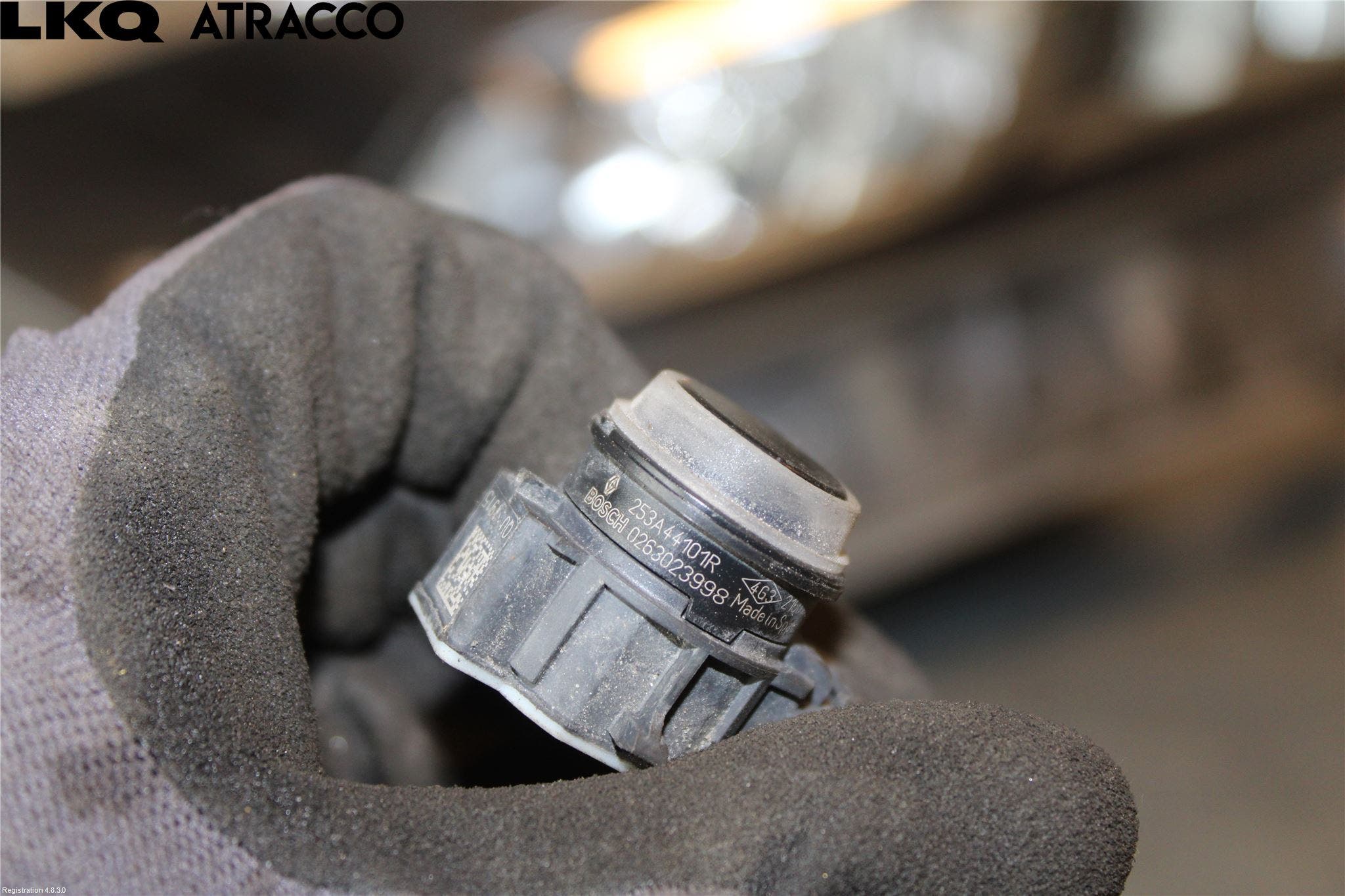 Renault CAPTUR 13-19 Sensor Parkering Front