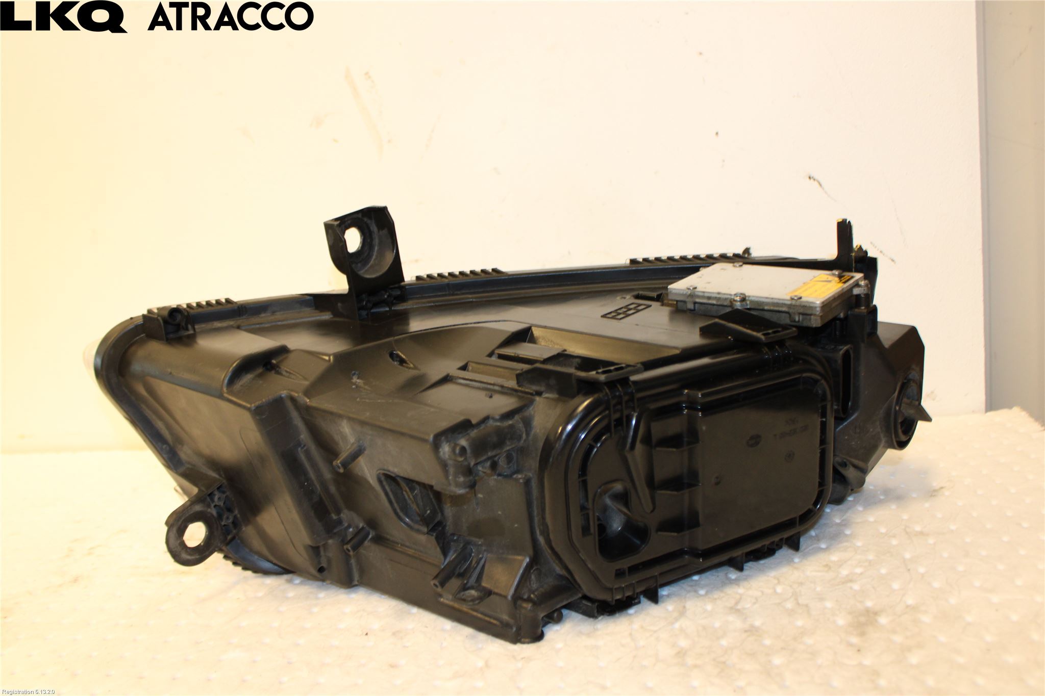 Audi A6/S6     05-11 Frontlykt Venstre