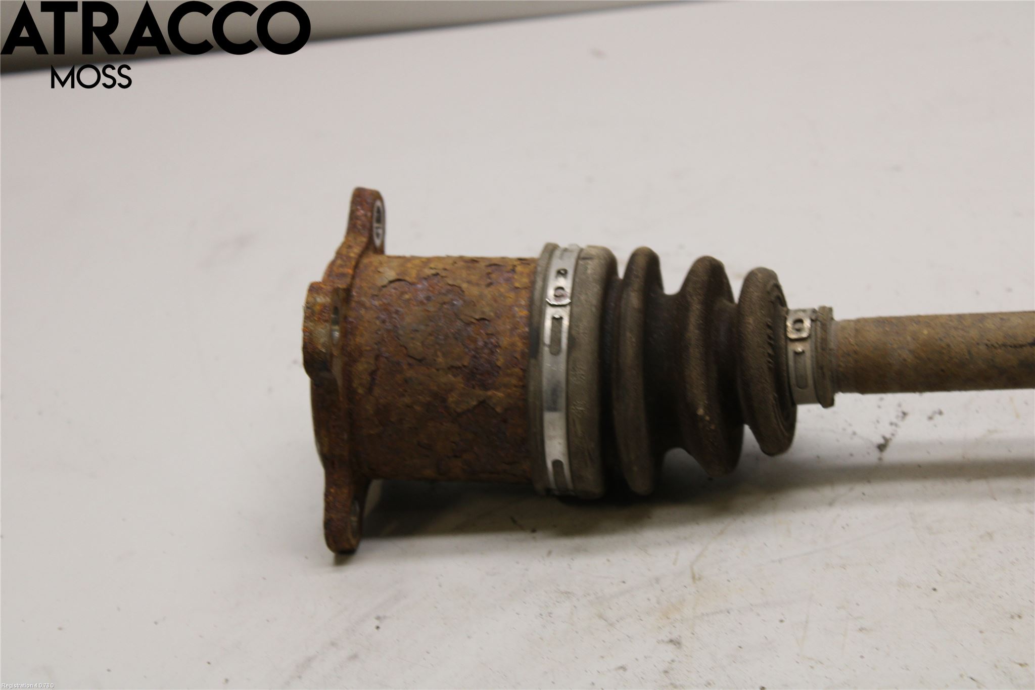 Toyota RAV4 13-18 Drivaksel Bak Kompl Venstre