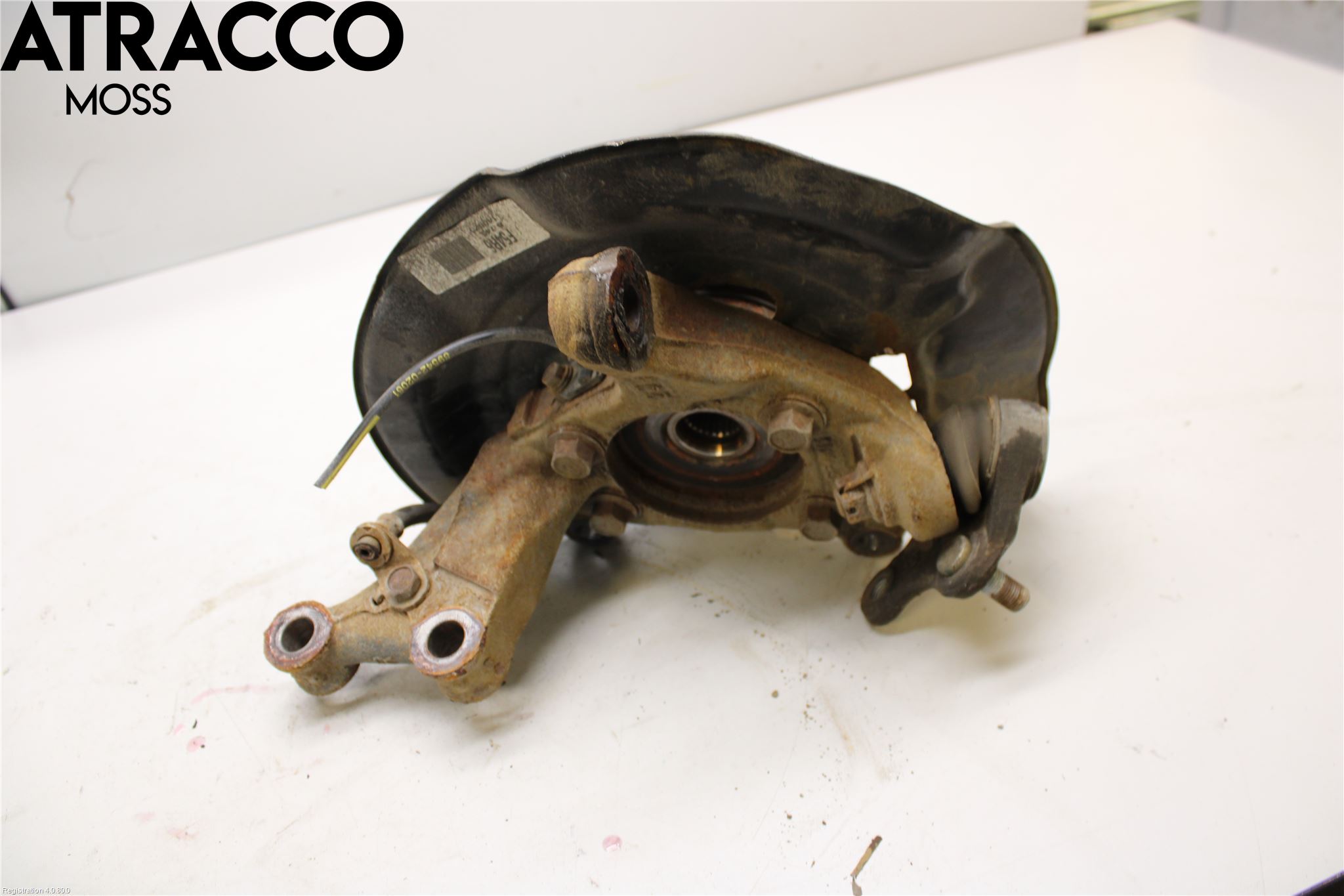 Toyota AURIS 13-19 Spindel Hf