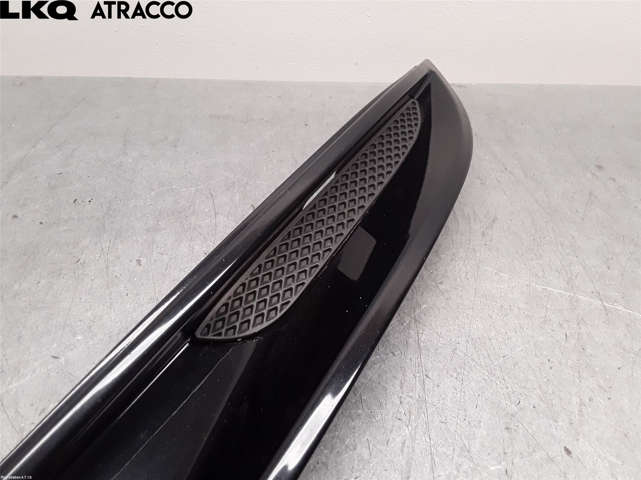 Ford KUGA 08-12 Grilldel Venstre