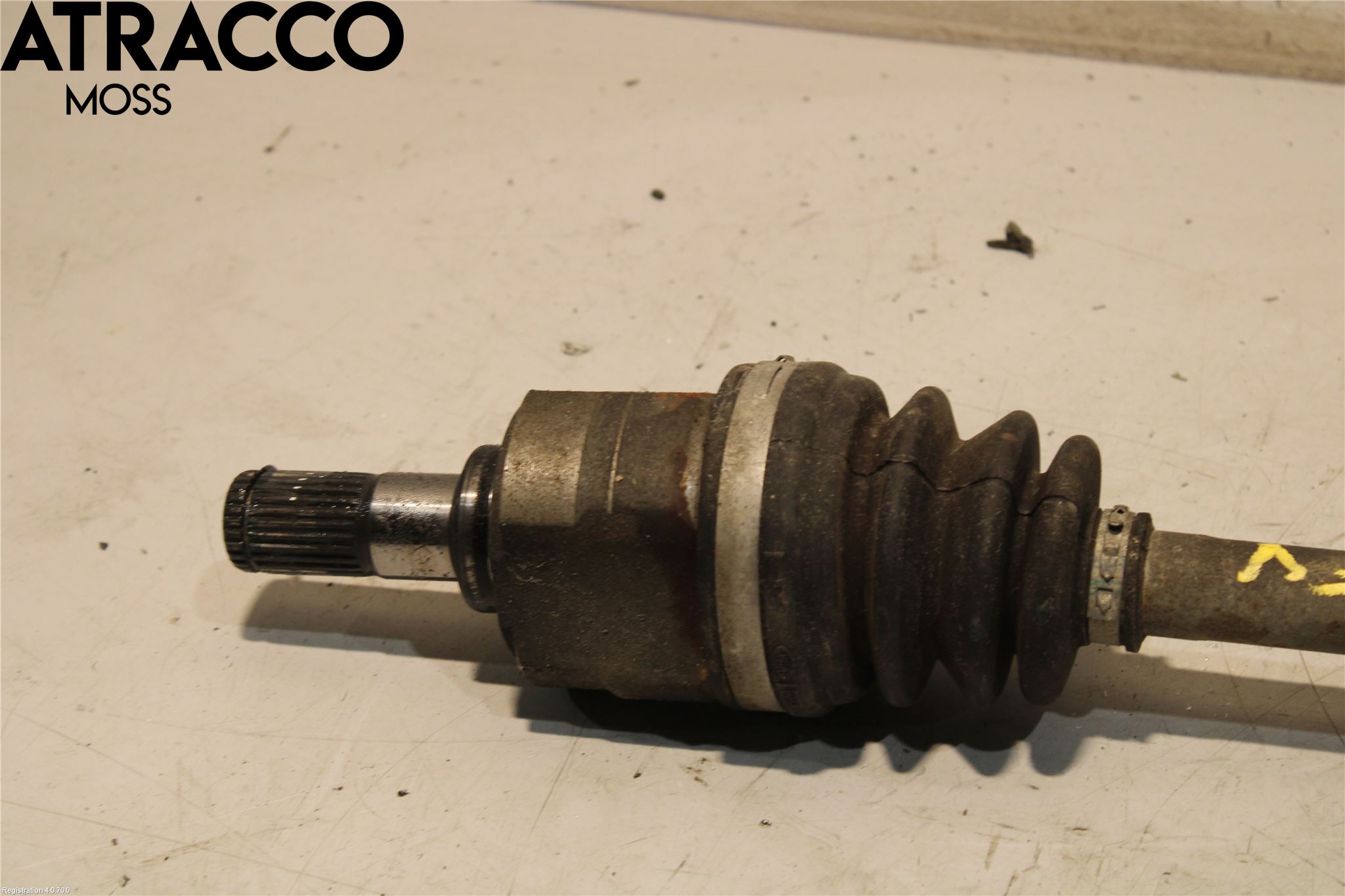 Hyundai i20 GB 15-20 Drivaksel Foran Kompl Venstre