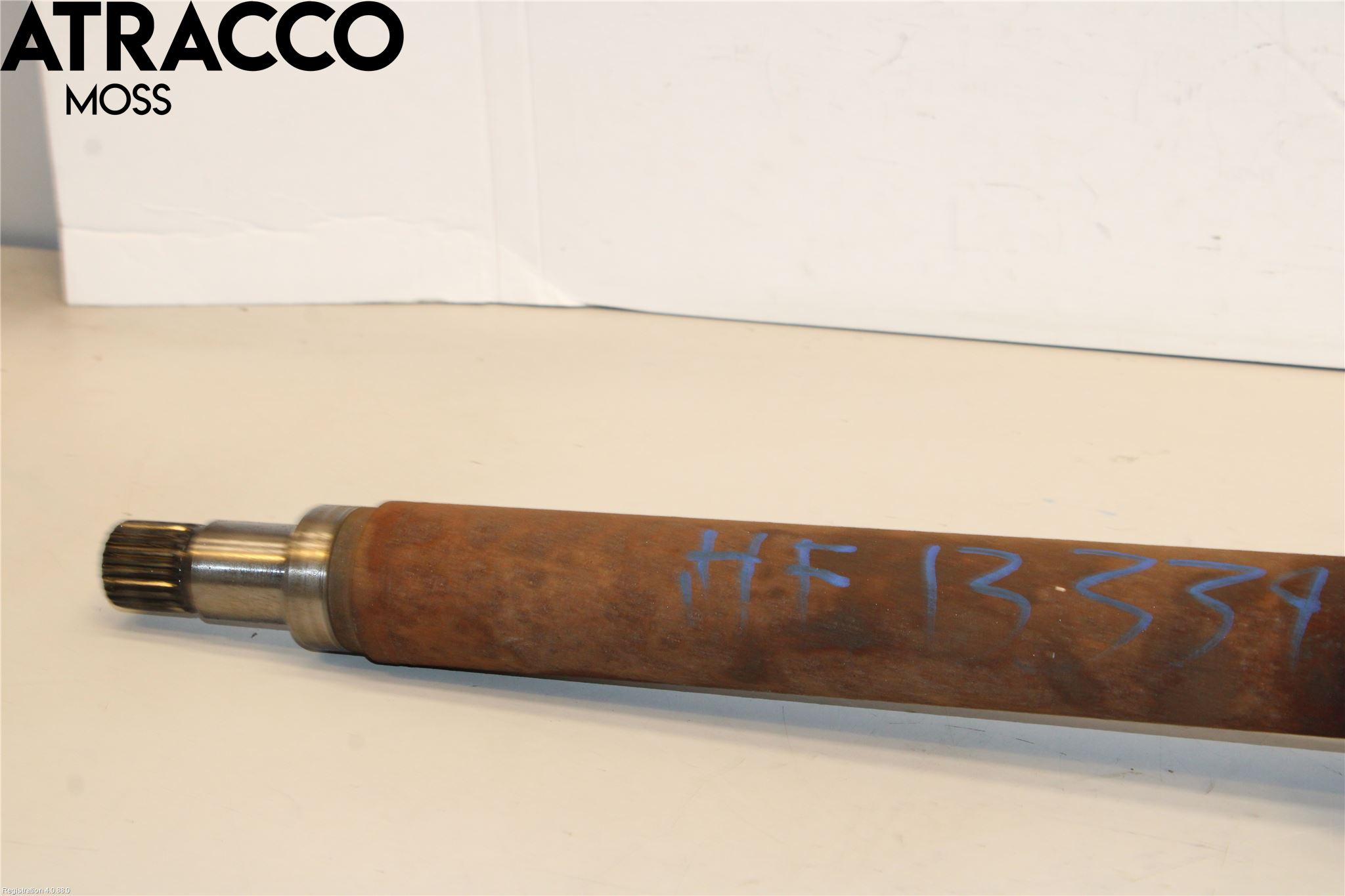 Ford FIESTA 09-12 Drivaksel Foran Kompl Høyre