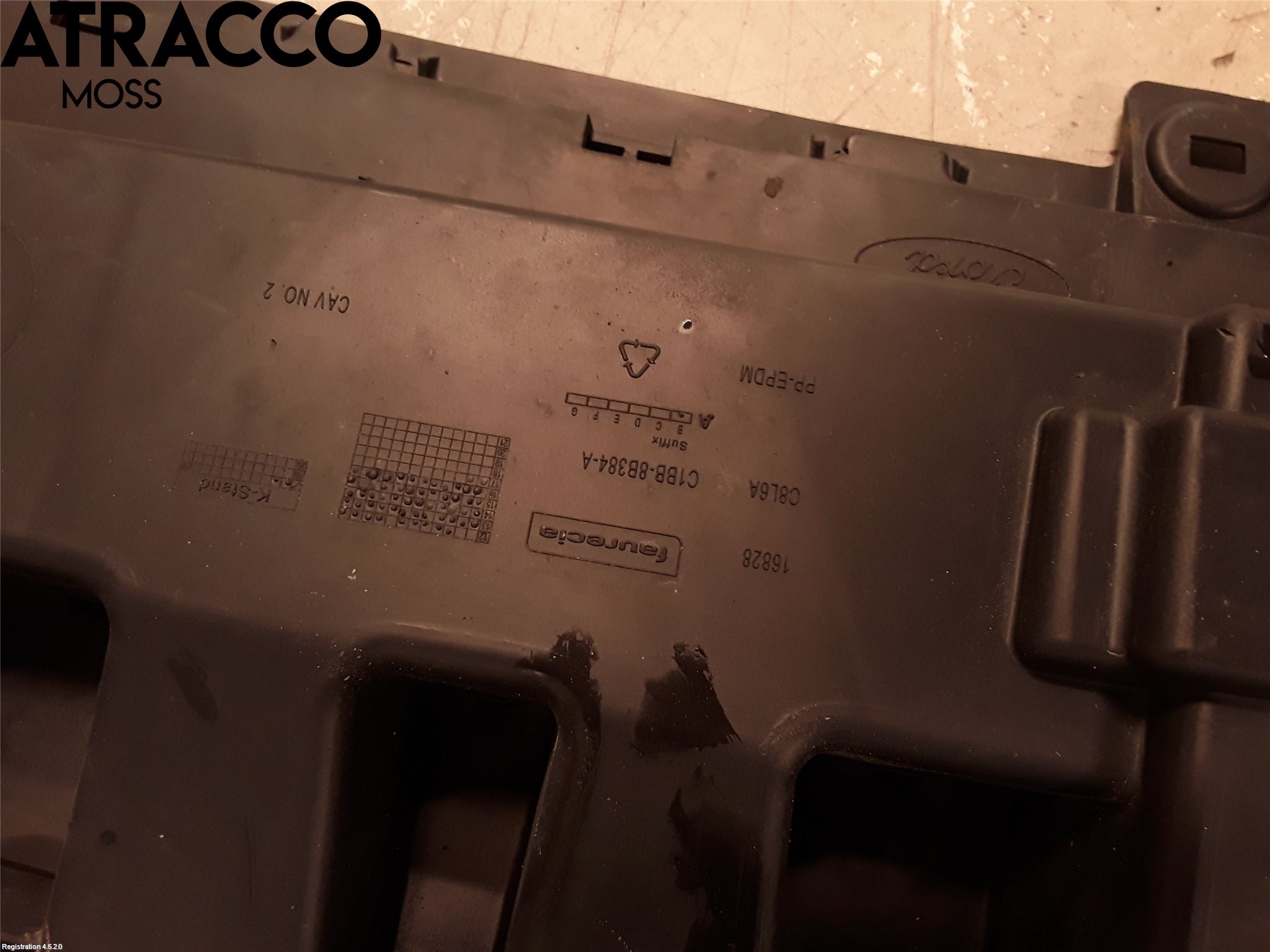 Ford FIESTA 13-17 Visker Deksel-Grill-Under Frr