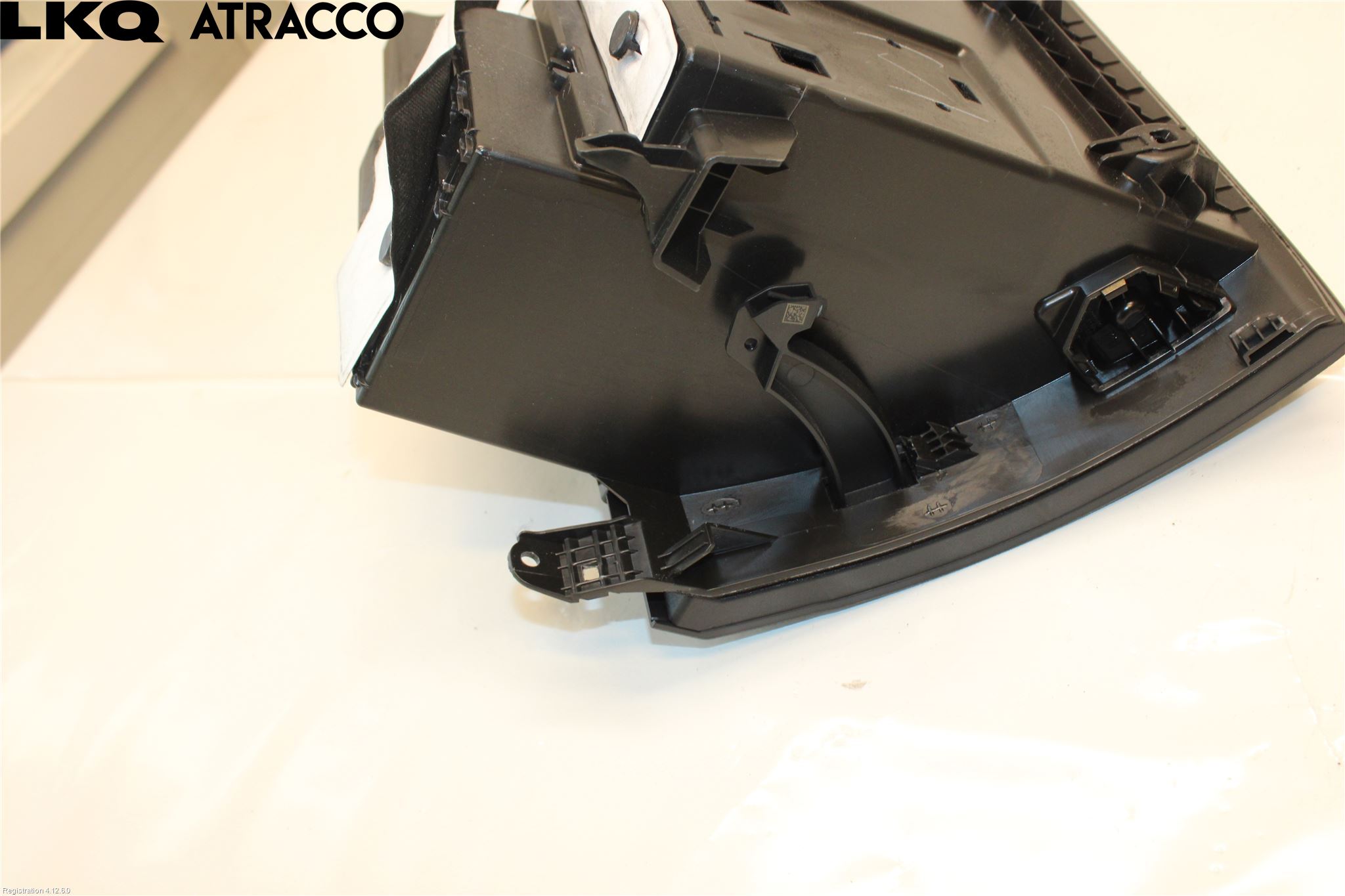 Mercedes-Benz MB C-KLASS (W206) 21- Innr Hanskerom