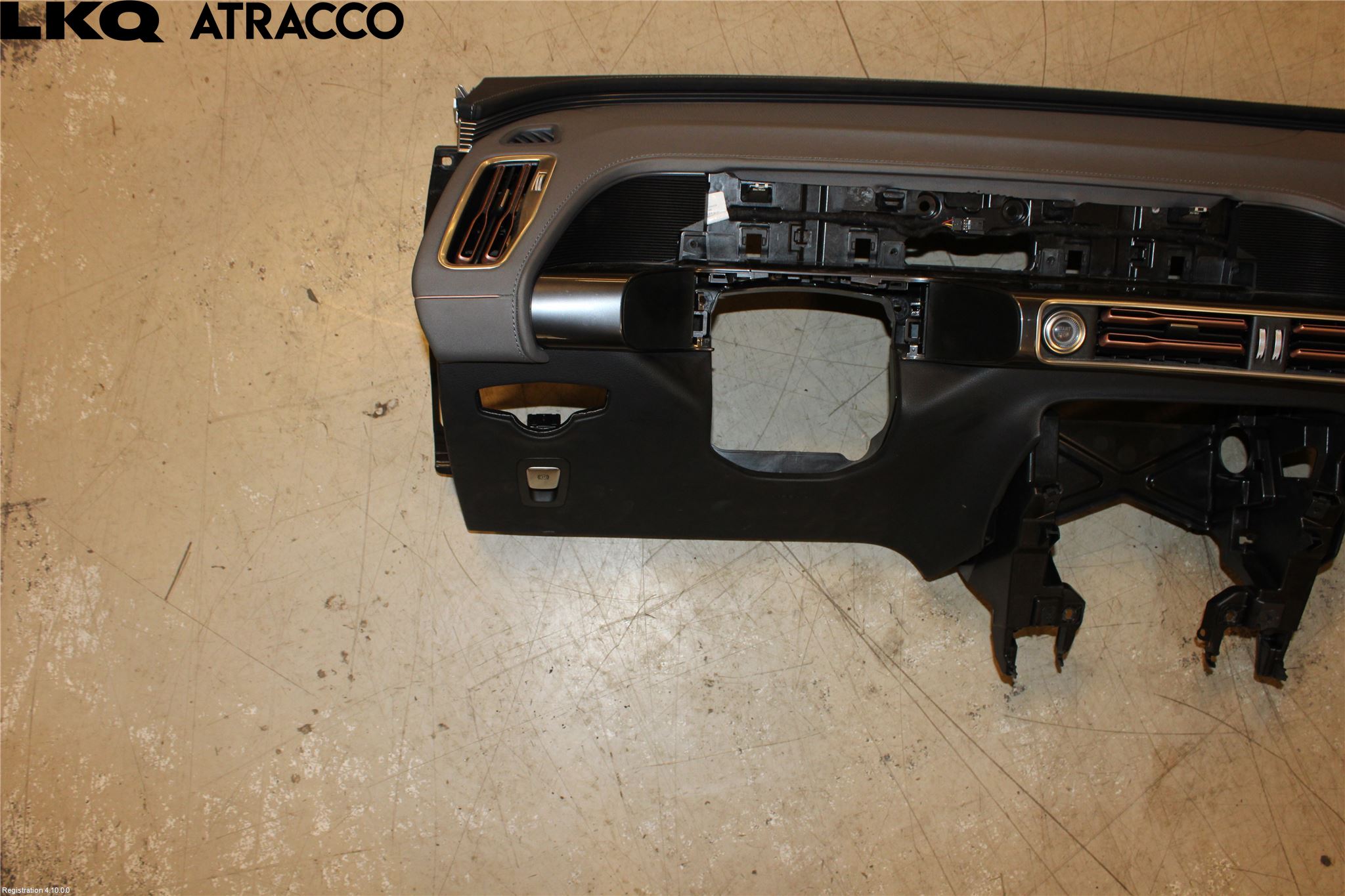 Mercedes-Benz MB EQC (N293) 20- Dashbord