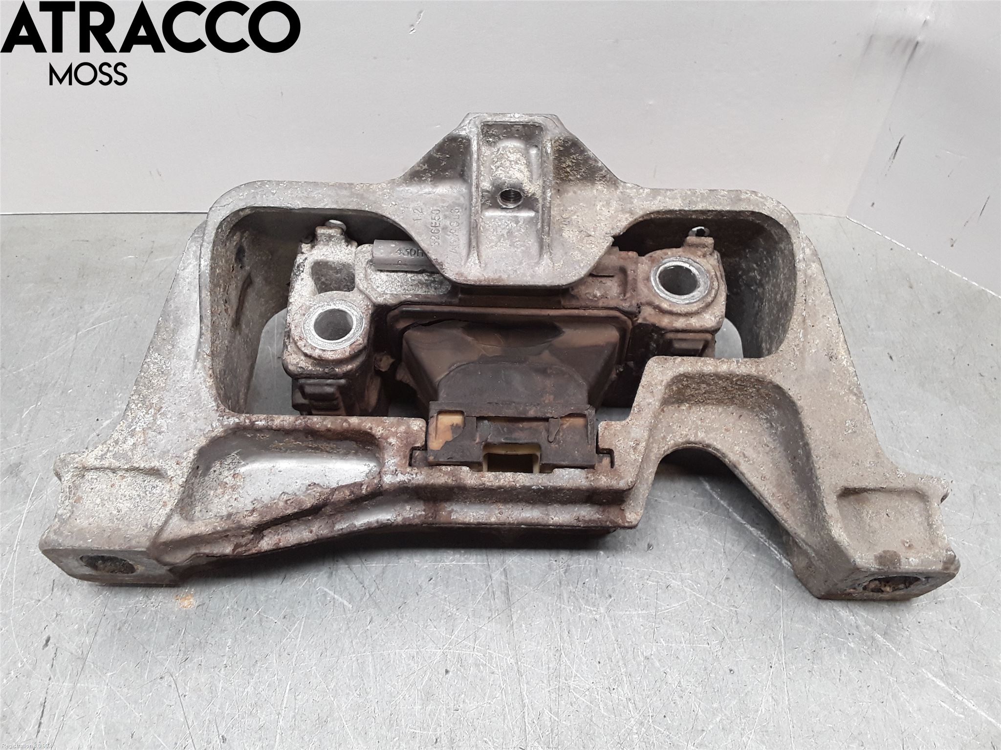 Mercedes-Benz MB B-KLASS (W246/W242) 12-19 Motor Feste Gummi