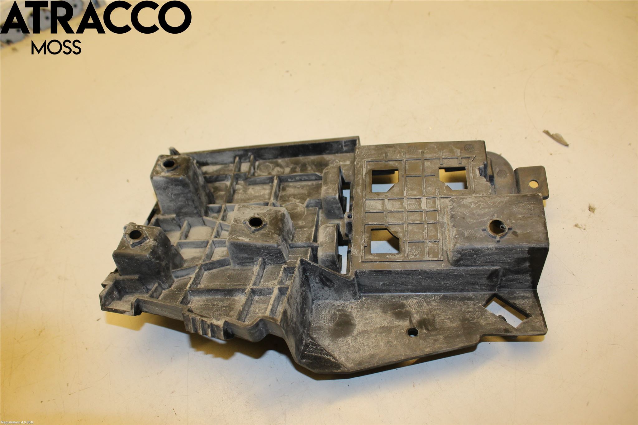 Volvo V60 11-13 Støtfanger Bak Feste