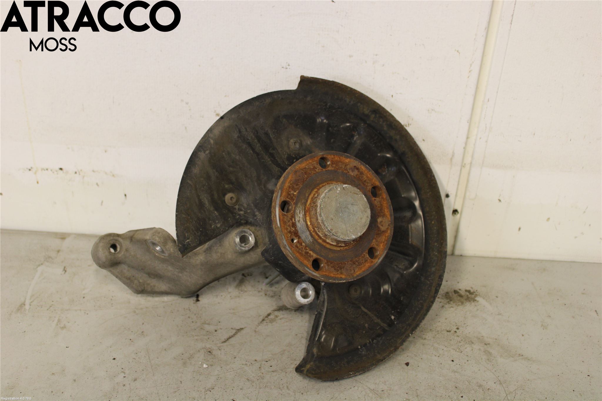 Volkswagen VW PASSAT 15-19 Spindel Hb