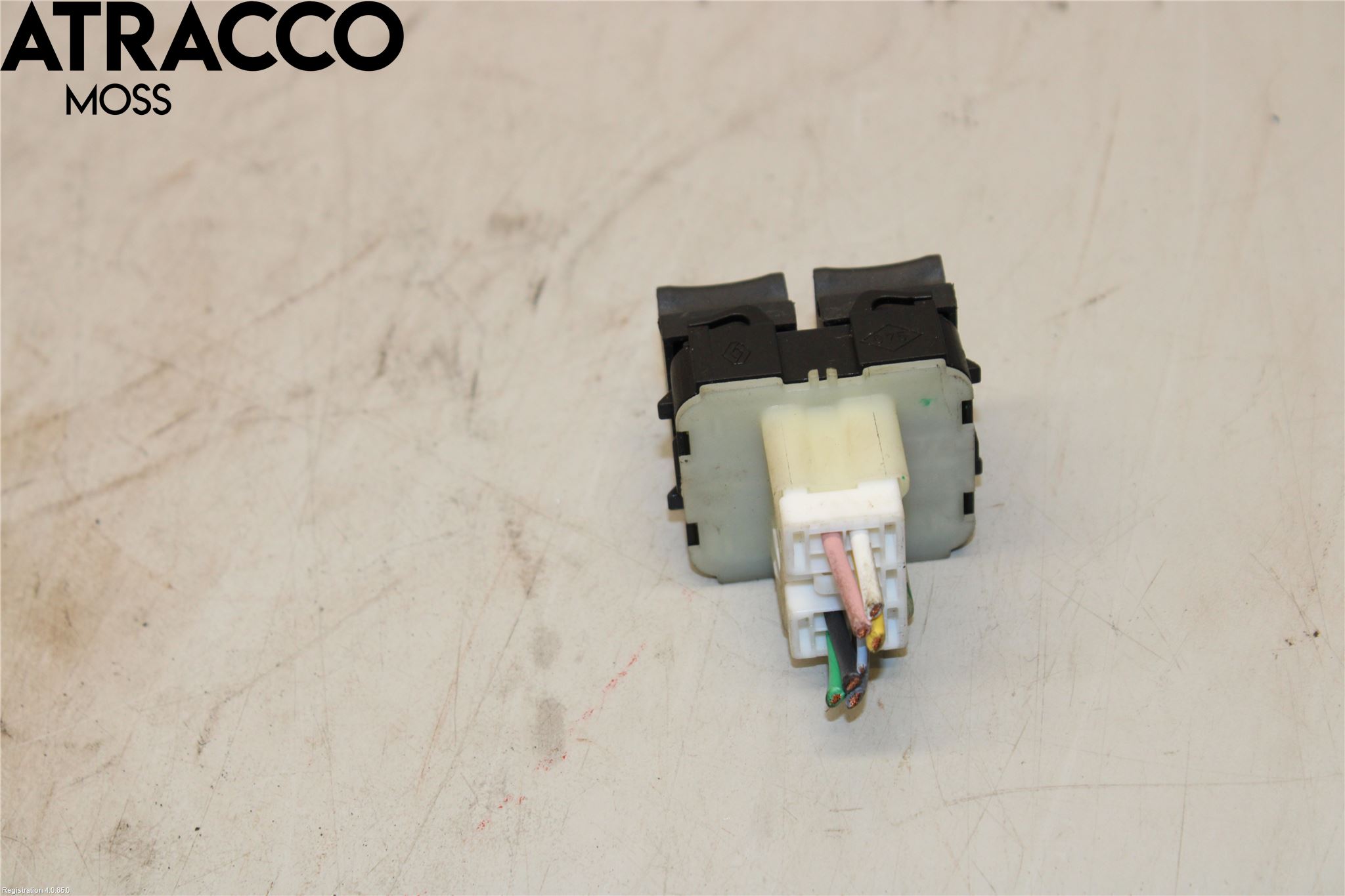 Nissan NV250 20-22 Bryter Vindusheis