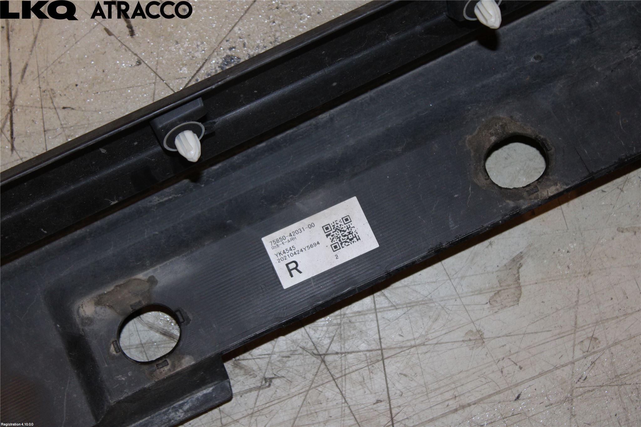 Toyota RAV4 19- Kanalskjørt Høyre