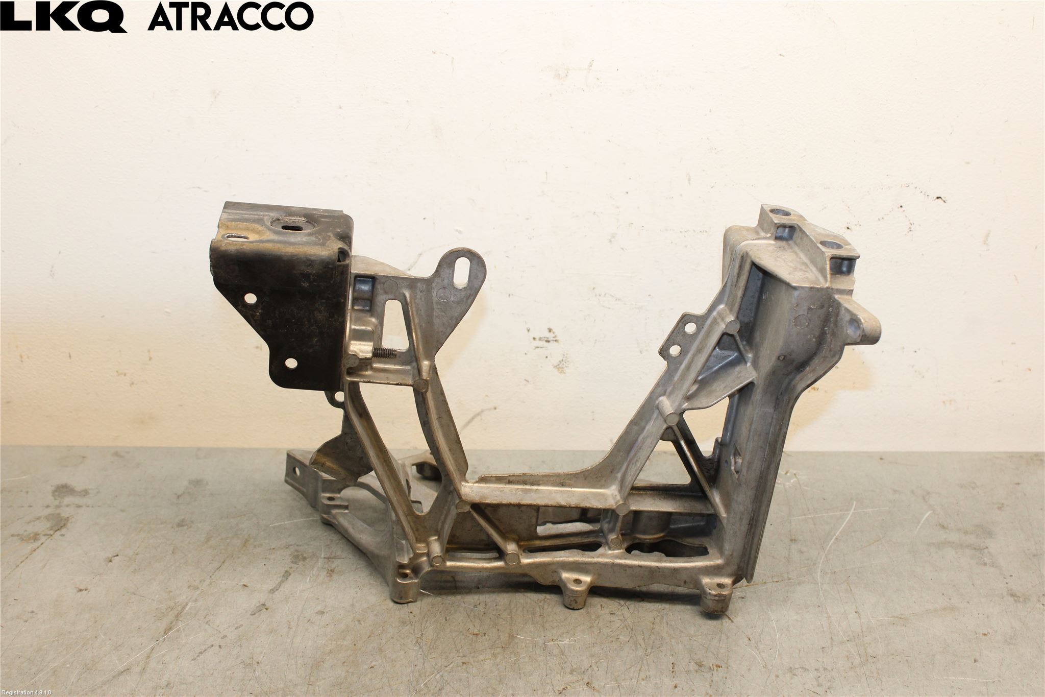 Mercedes-Benz MB C-KLASS (W205) 14-21 Frontlykt Hus Høyre