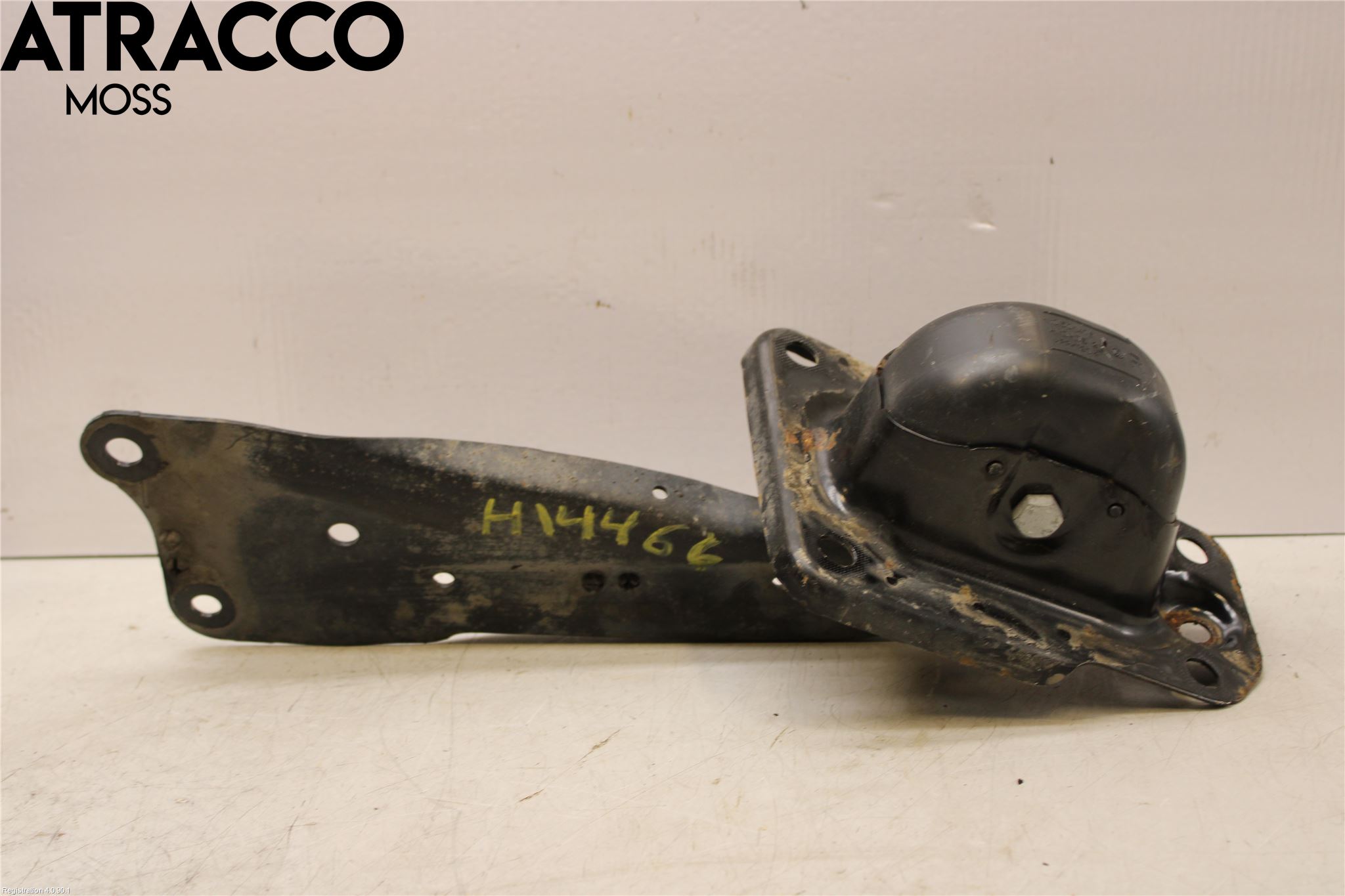 Volkswagen VW PASSAT 15-19 Bærearm Bak Høyre