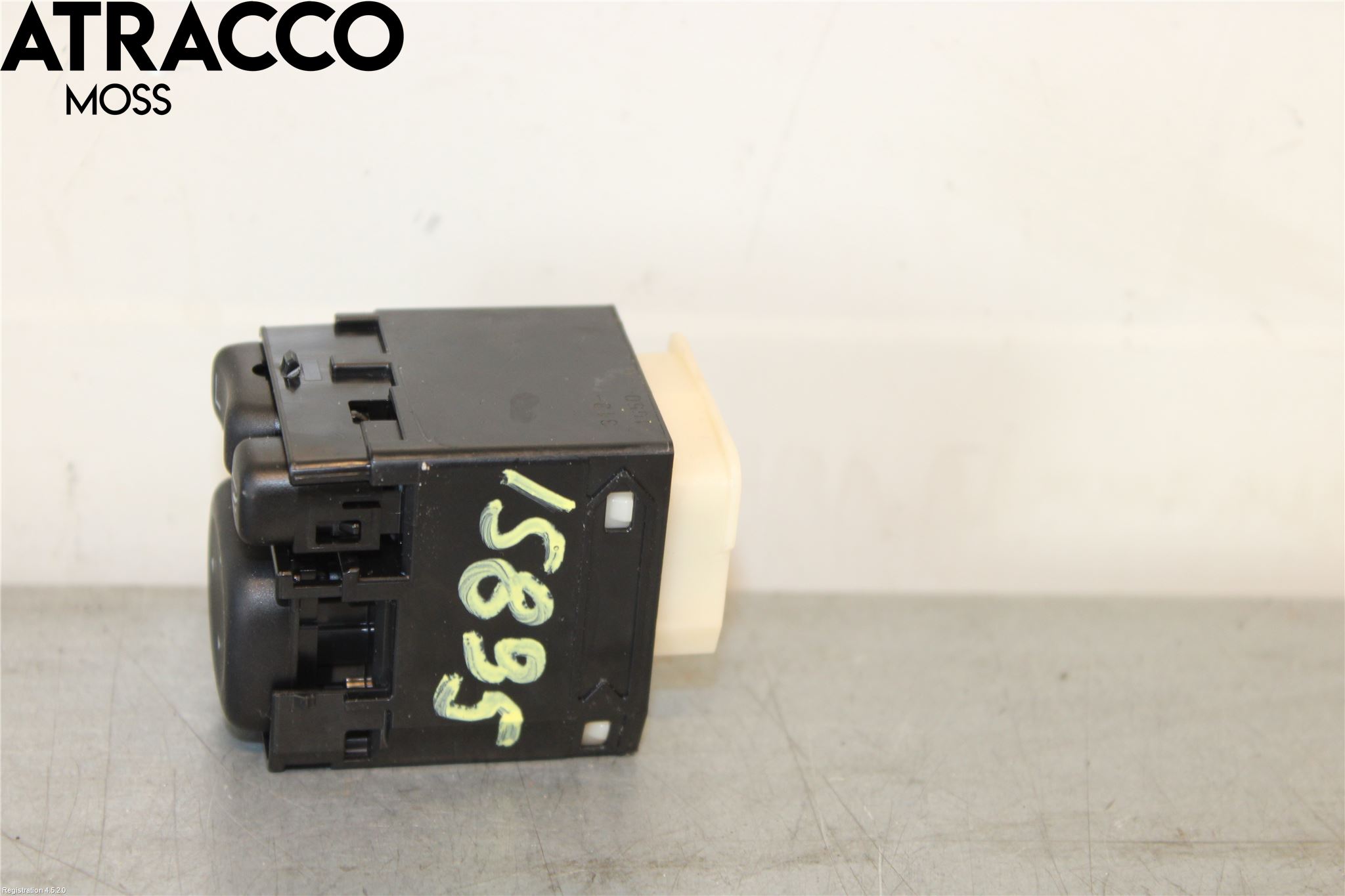 Toyota AURIS 13-19 Bryter Speil