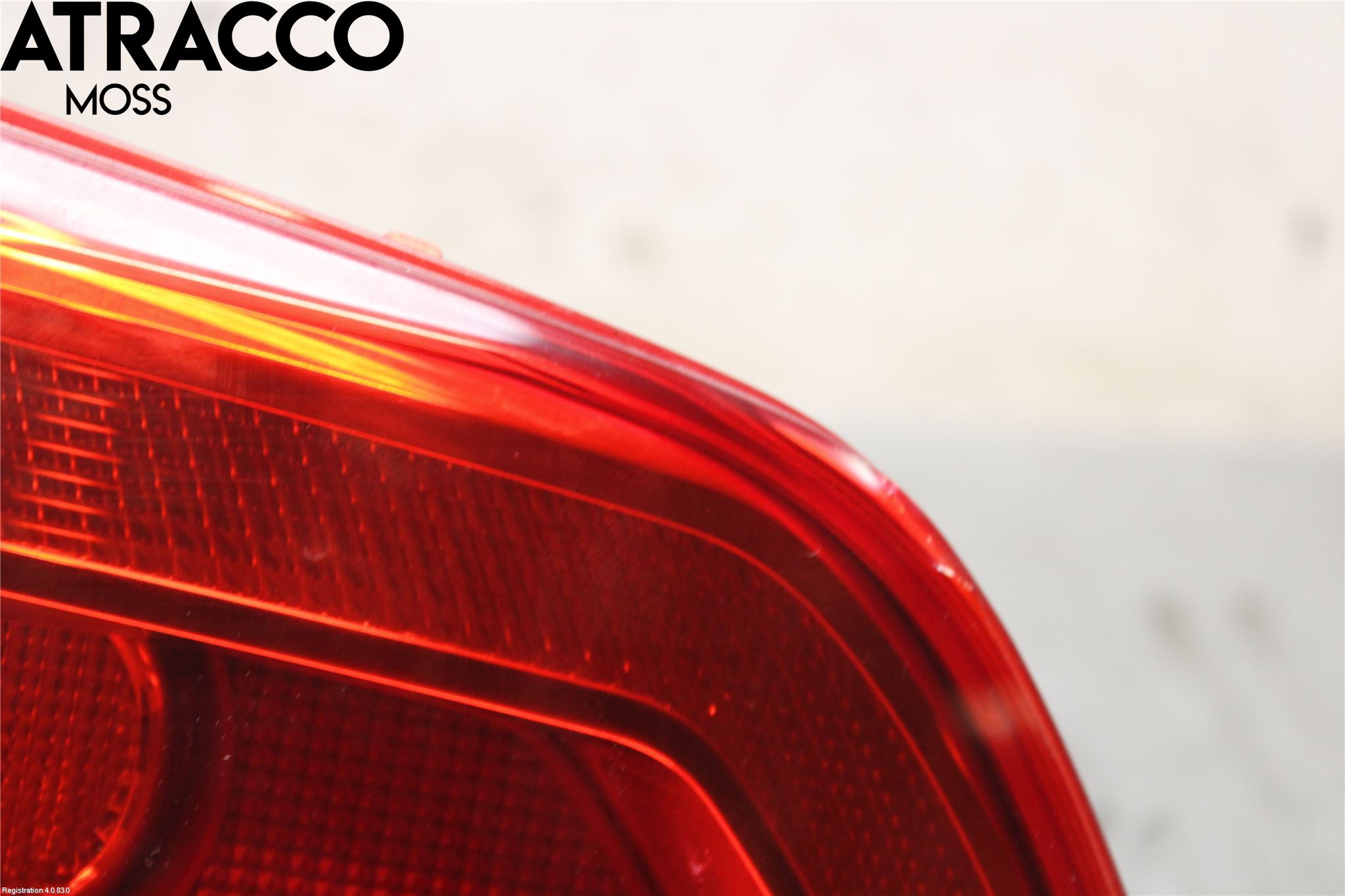 Volkswagen VW TOURAN 10-15 Baklykt Venstre  På Luke(Indre