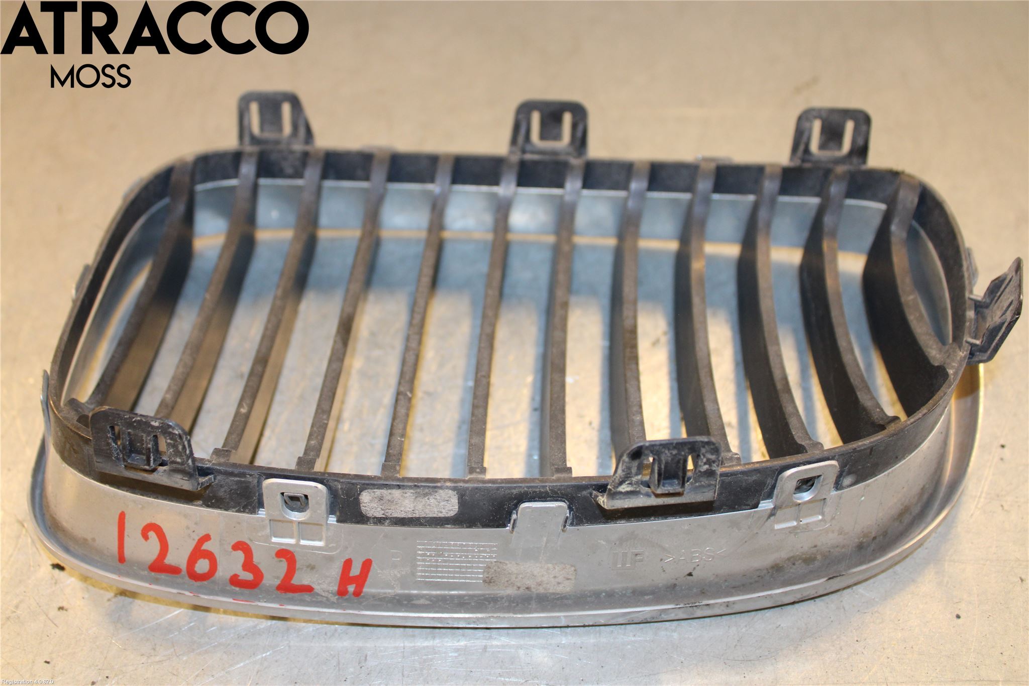 BMW 1 E87/81 5D/3D 03-11 Grilldel Høyre