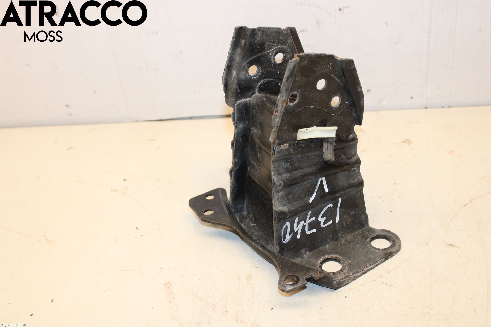 Audi A3/S3 05-13 Støtfanger Foran Feste