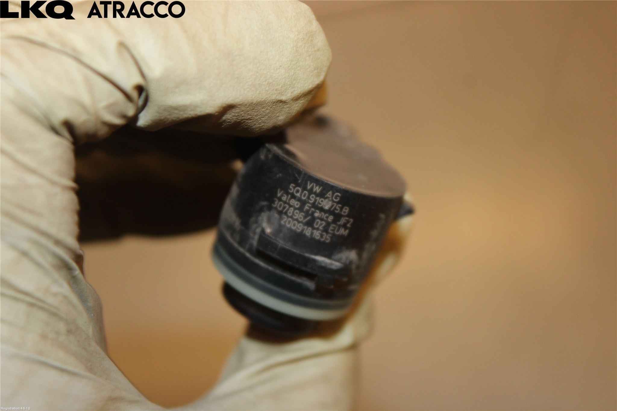 Skoda OCTAVIA (5E) 13-20 Sensor Parkering Front