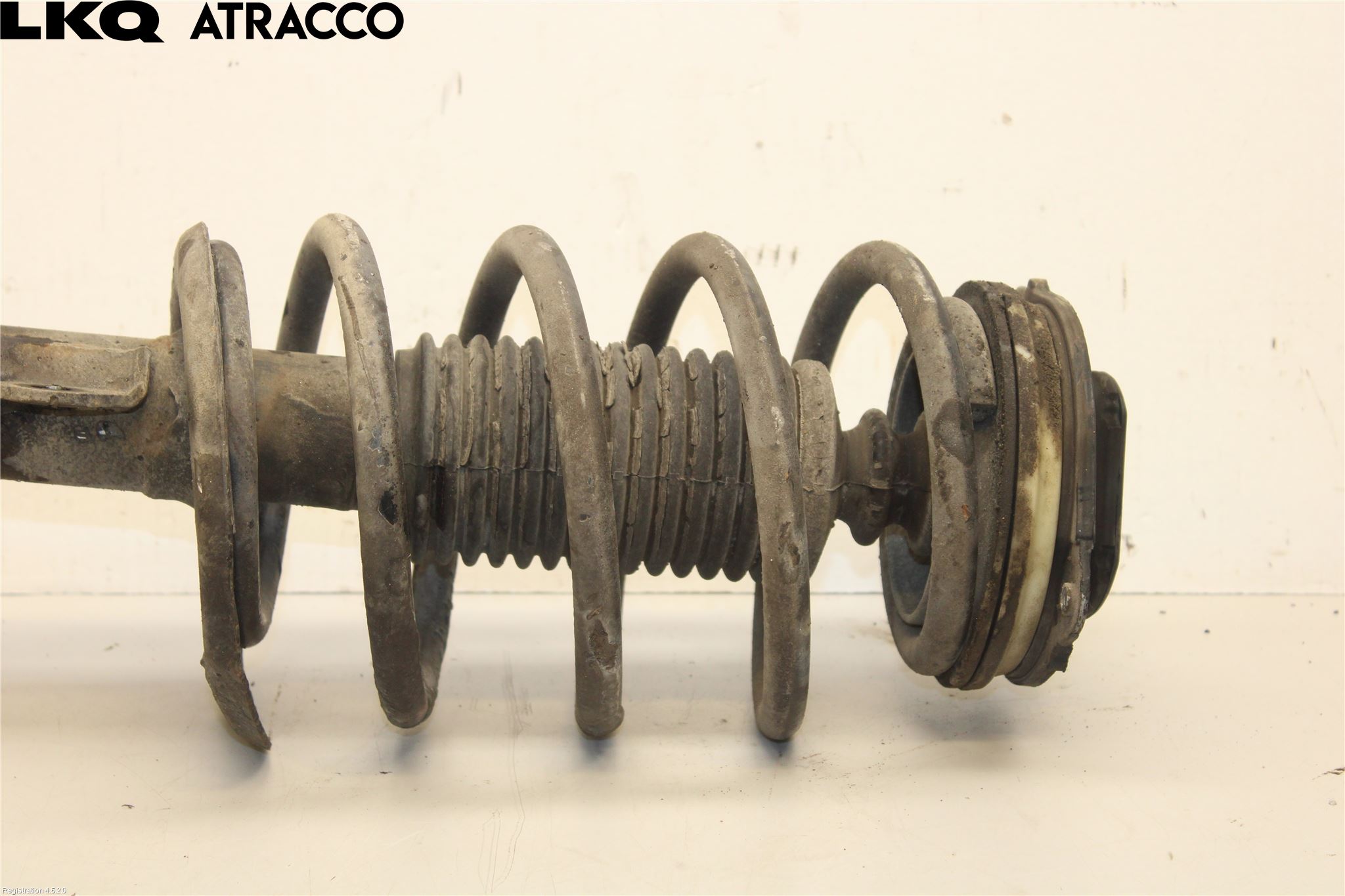 Nissan LEAF 18- Fjærbein Foran Høyre