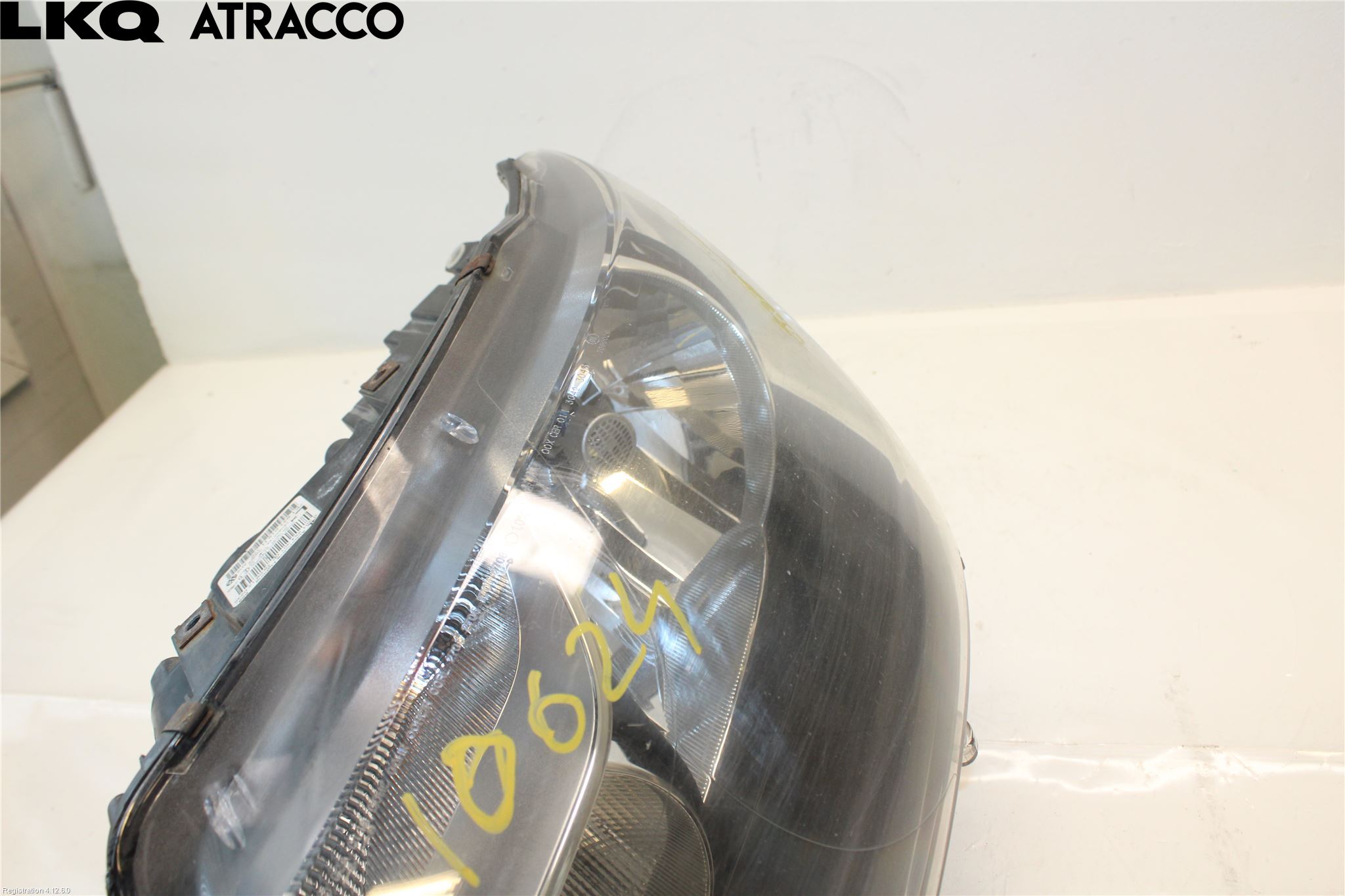 Volkswagen VW TRANSP/CARAVELLE (T5) 04-15 Frontlykt Venstre