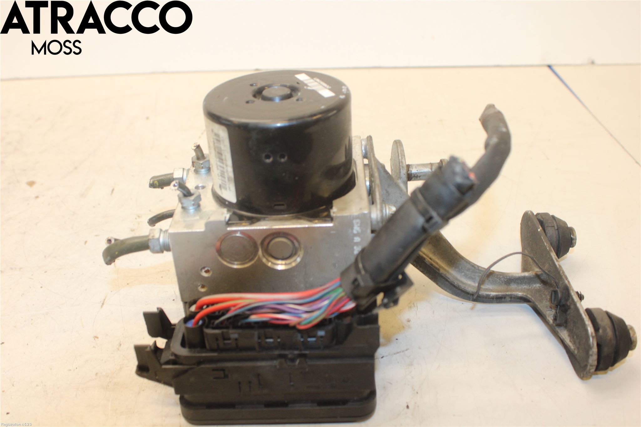 Mercedes-Benz MB C-KLASS (W204) 07-15 Abs Hydraulikkaggregat