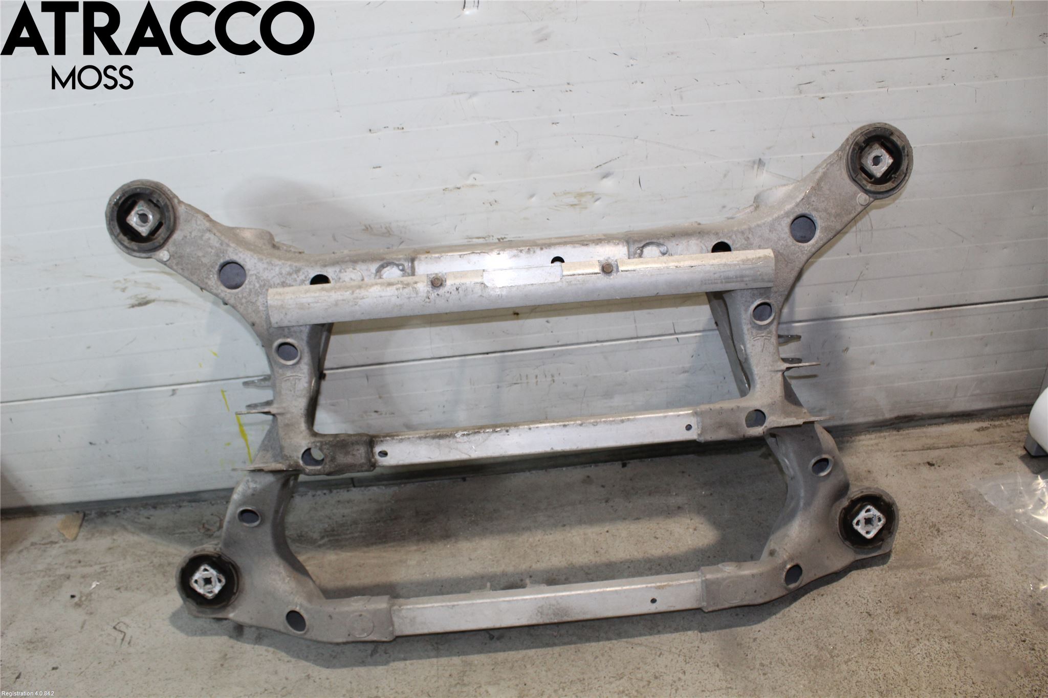 Tesla MODEL S 13- Bakaksel Feste Travers-Ramme