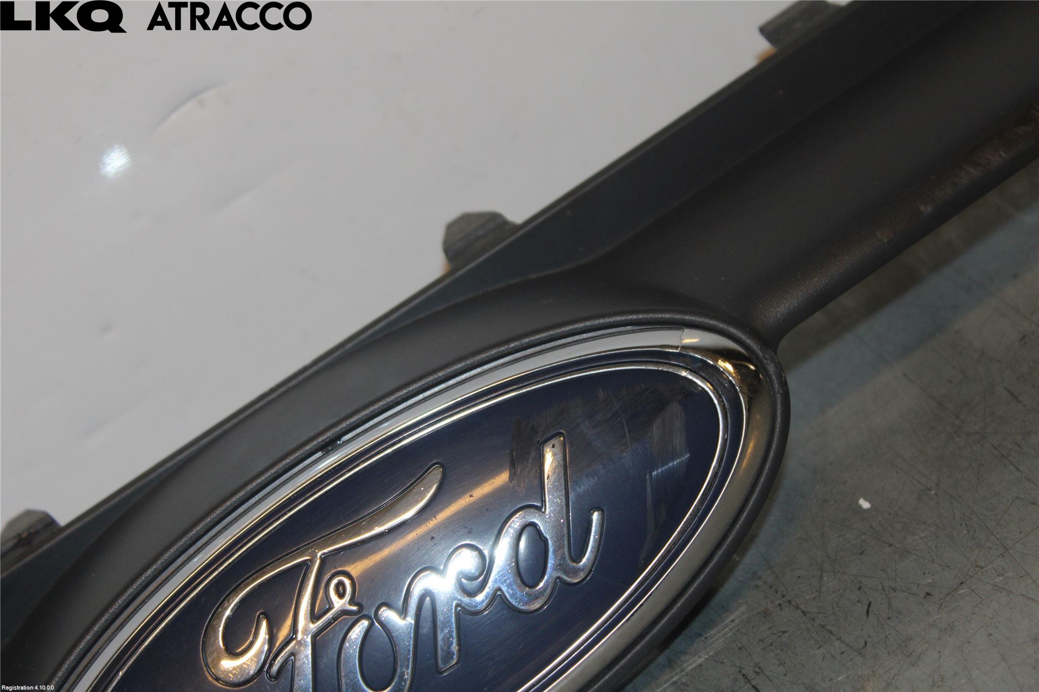 Ford TRANSIT/TOURNEO CONNECT 13-22 Grilldel Midt