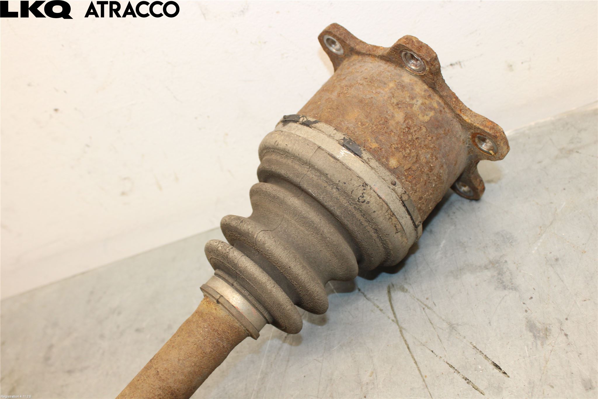 Toyota HI-ACE 06-12 Drivaksel Bak Kompl Høyre