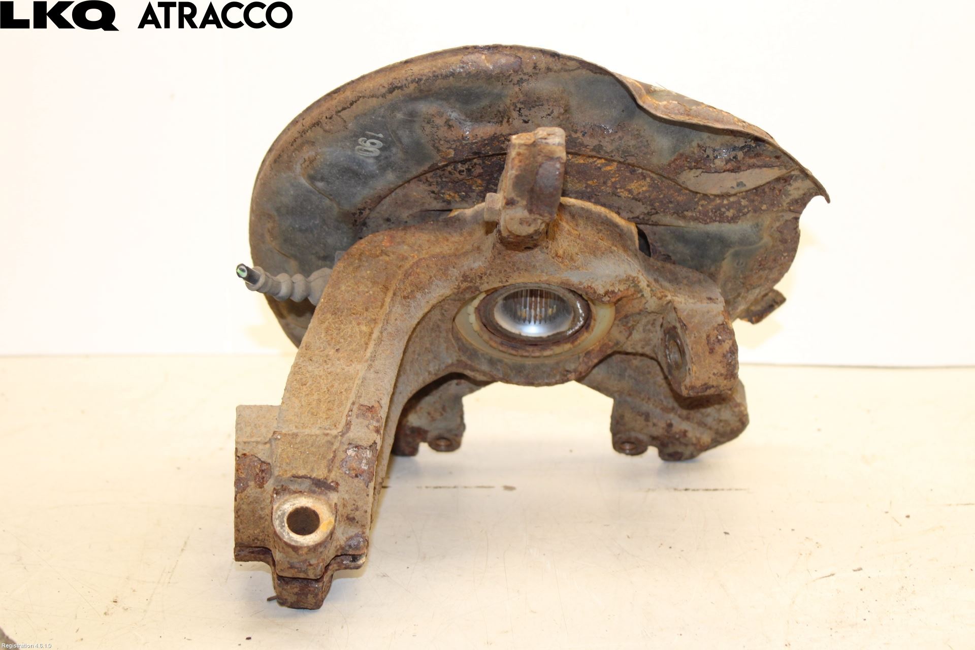 Volkswagen VW POLO 10-17 Spindel Hf