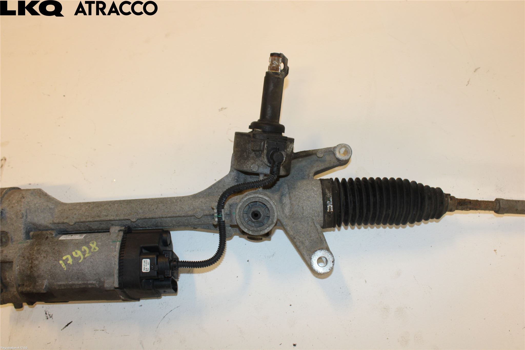 Mercedes-Benz MB C-KLASS (W205) 14-21 Servo Snekke - Tannstang