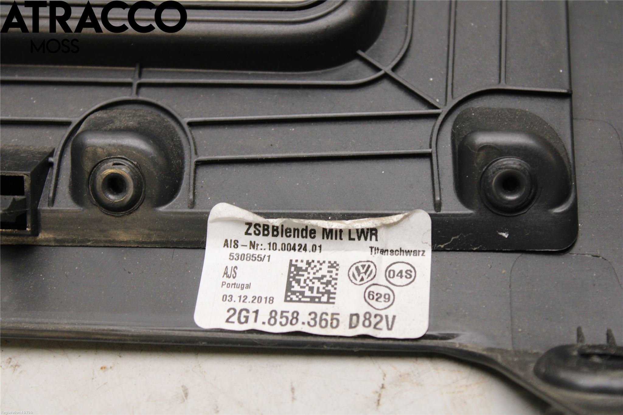 Volkswagen VW POLO VI 18->> Innr Dashbord Sparkeplate