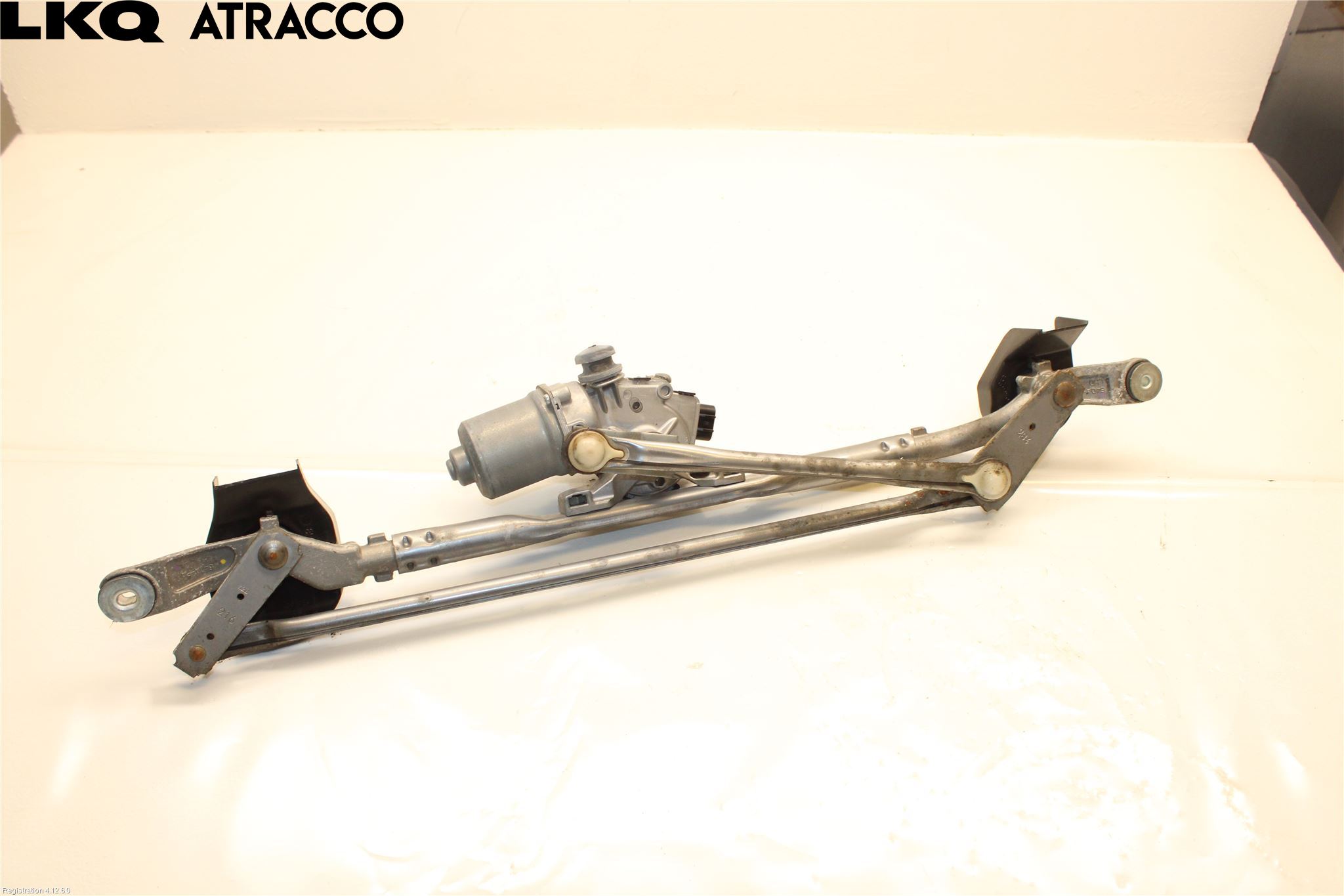 Toyota HILUX 16- Viskermotor Frontrute