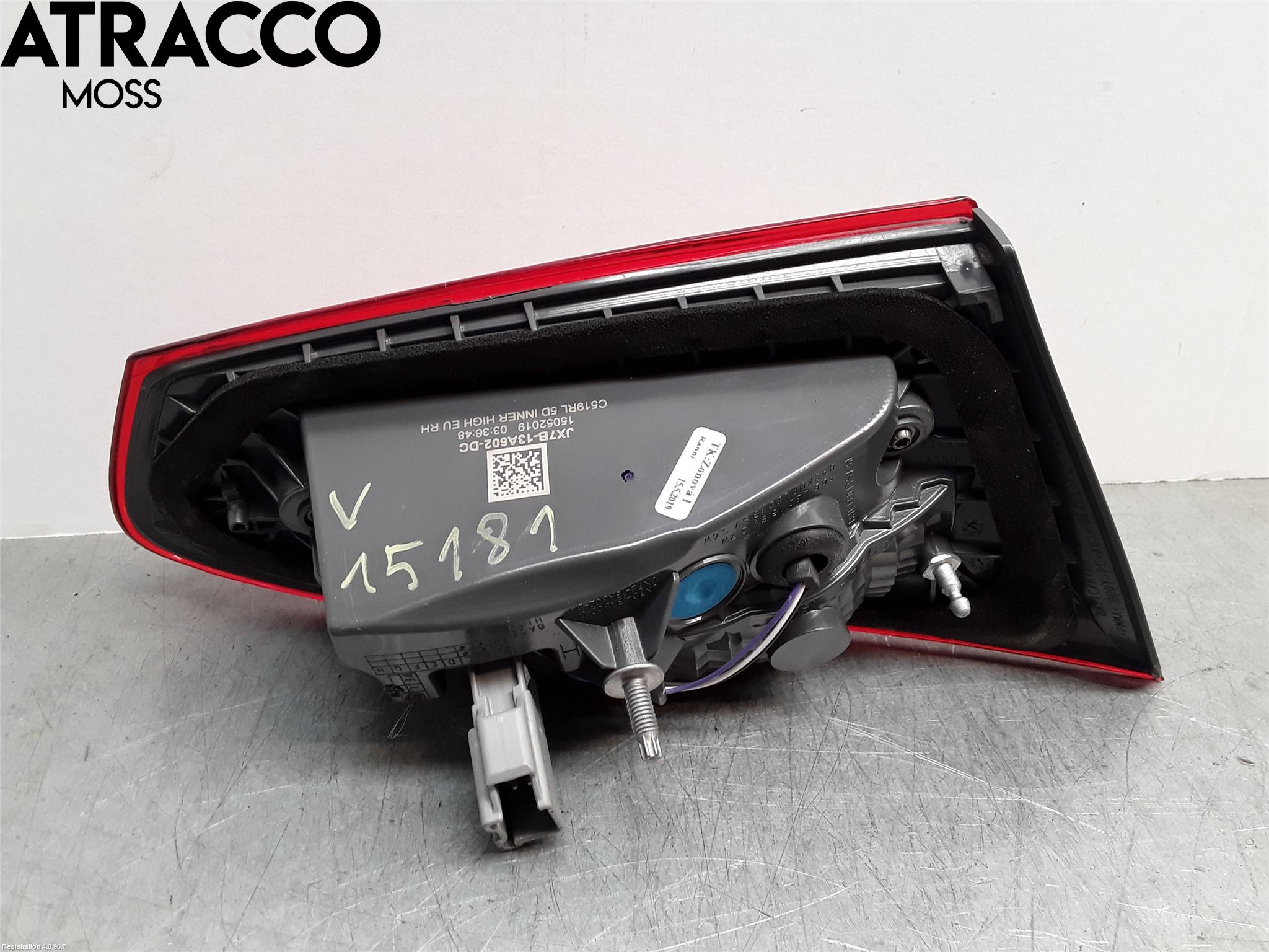 Ford FOCUS 19- Baklykt Venstre  På Luke(Indre