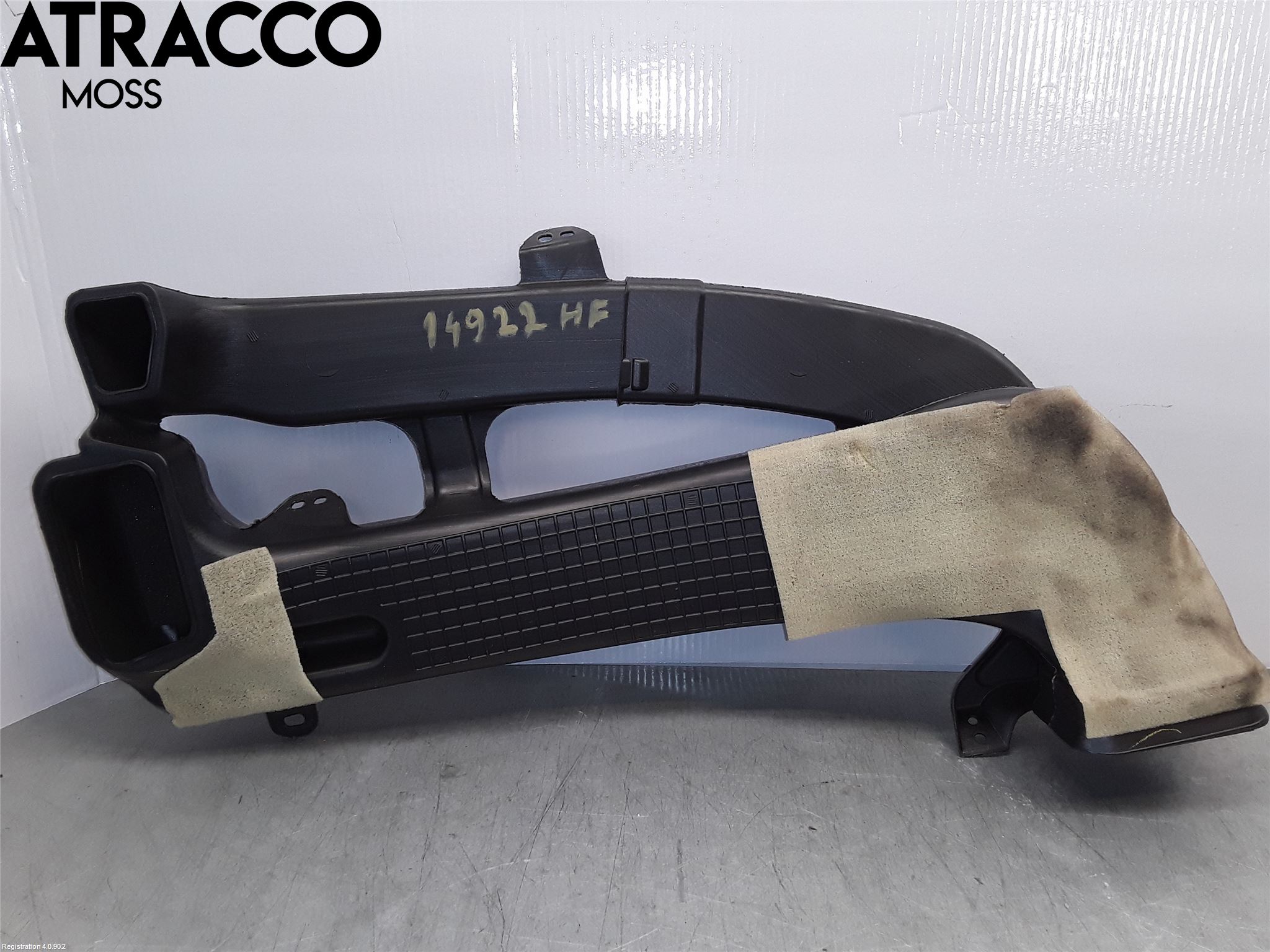 Toyota AVENSIS 09-15 Luftstyring Front