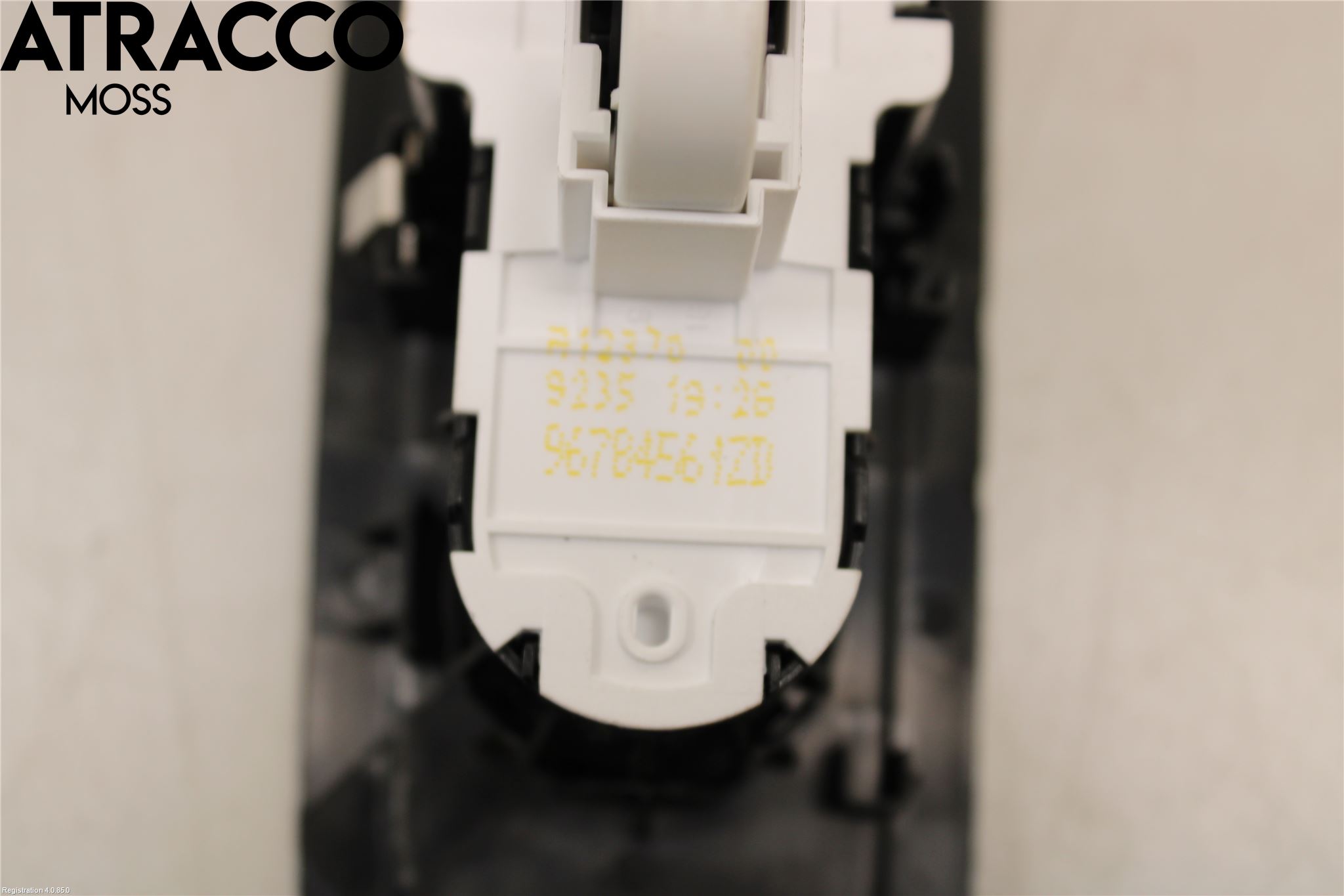 Opel VIVARO 20- Bryter Vindusheis