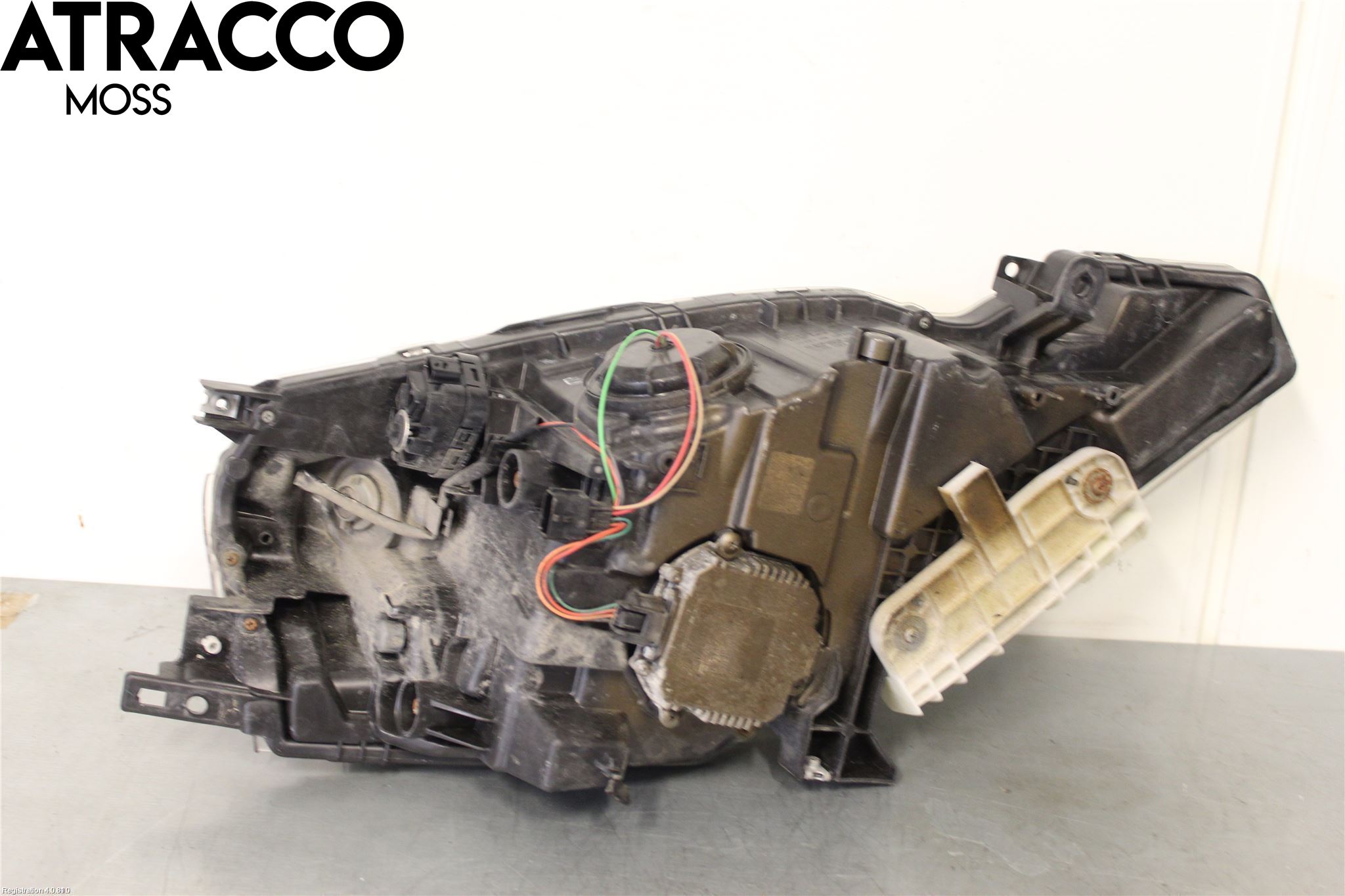 Nissan LEAF 11-17 Frontlykt Venstre