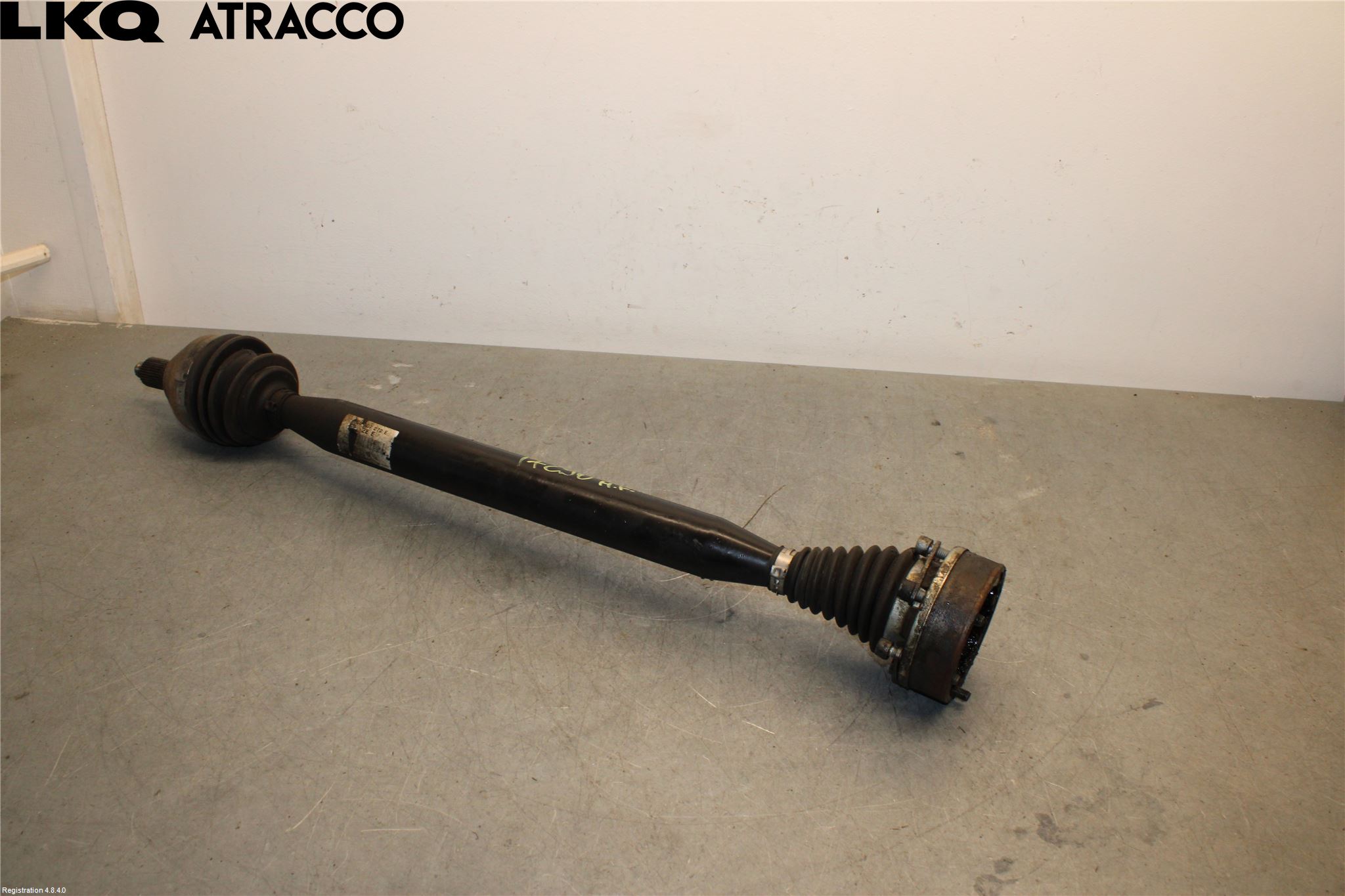 Volkswagen VW POLO 10-17 Drivaksel Foran Kompl Høyre