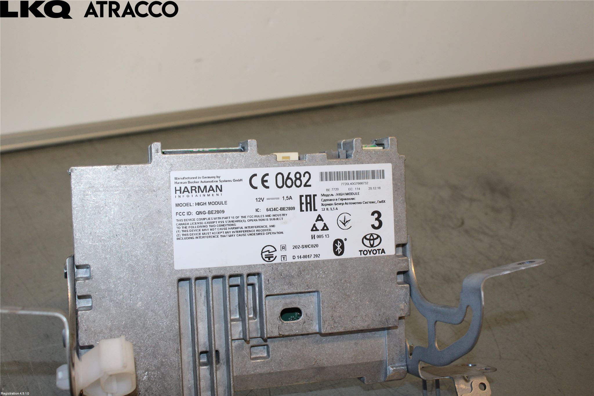 Toyota PRIUS (ZVW50) 16-21 Stereo Forsterker